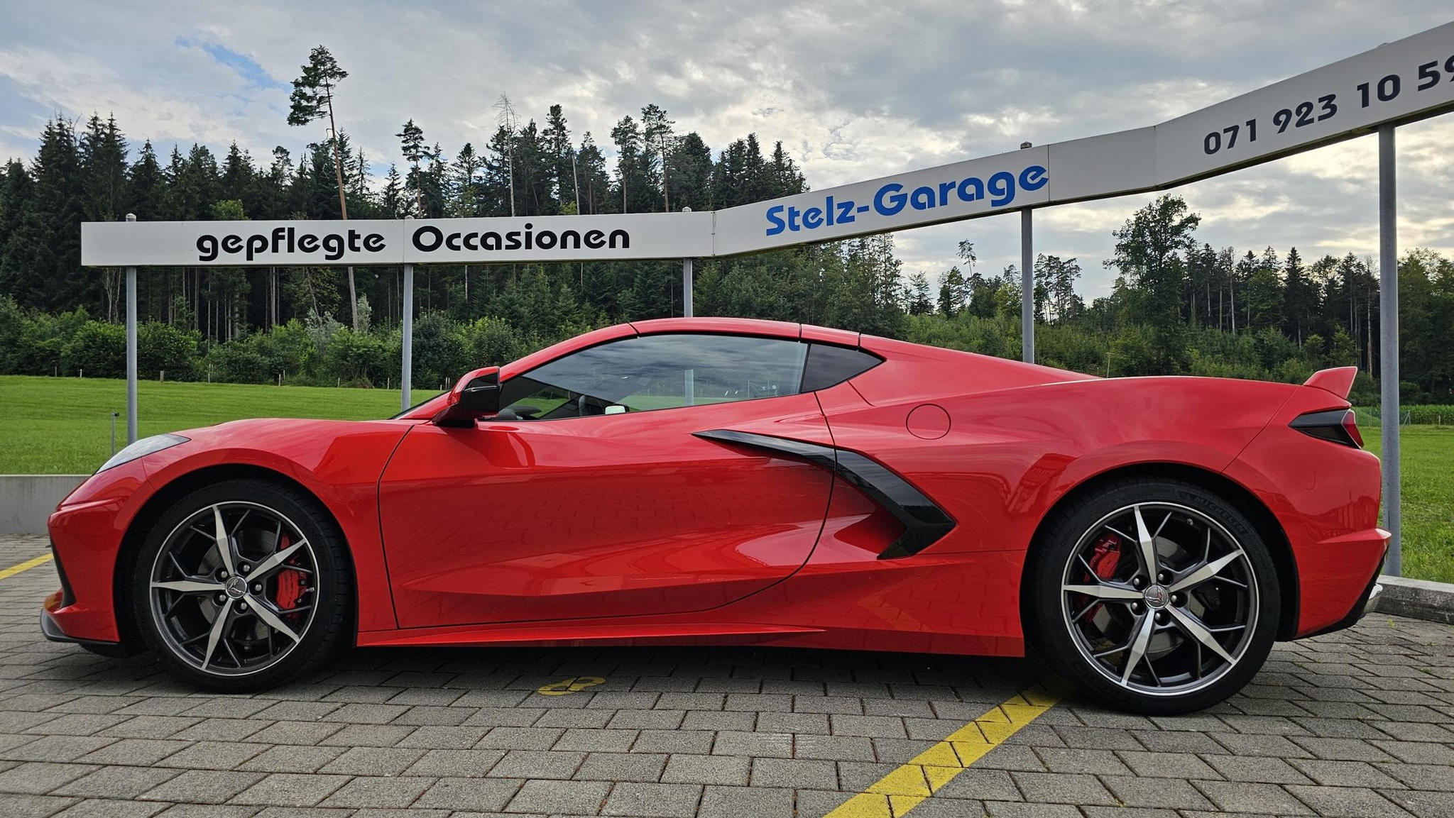 car-image-1