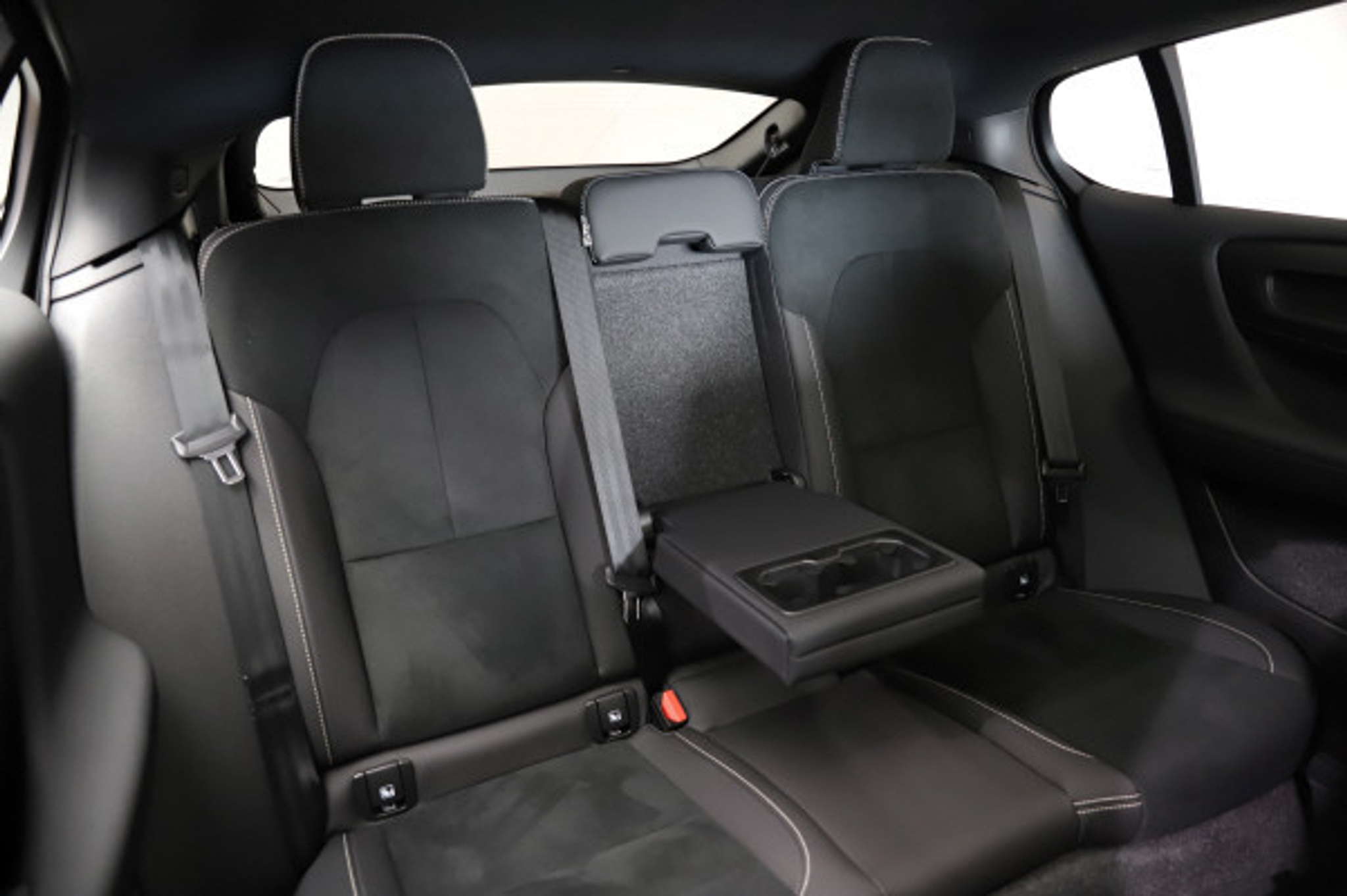 listing desktop thumbnail image 10