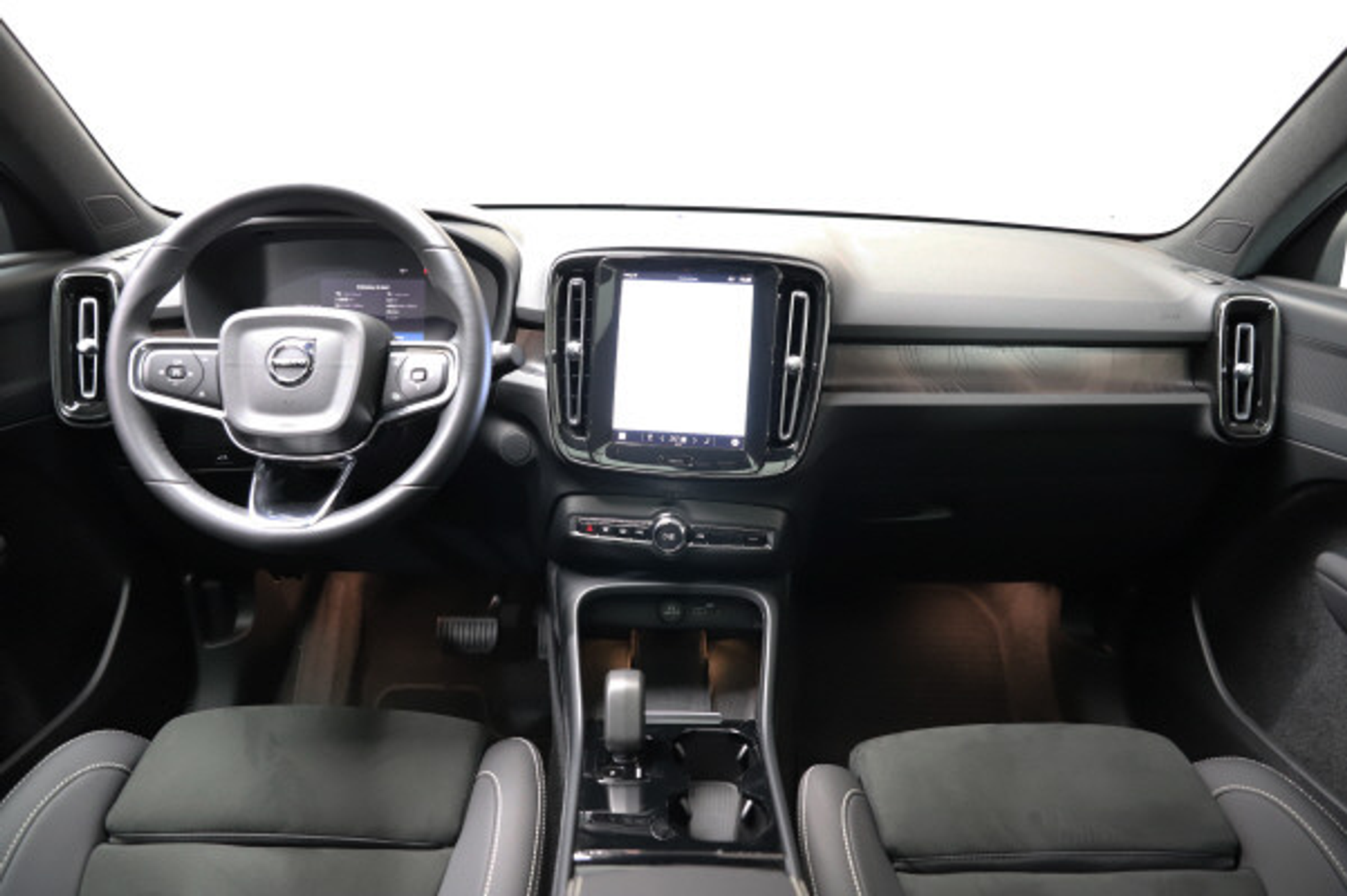 listing desktop thumbnail image 9