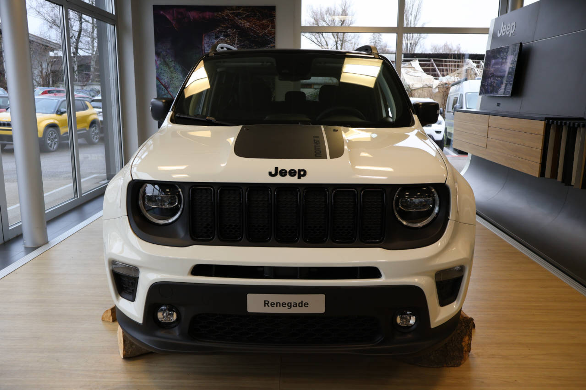 listing desktop thumbnail image 5