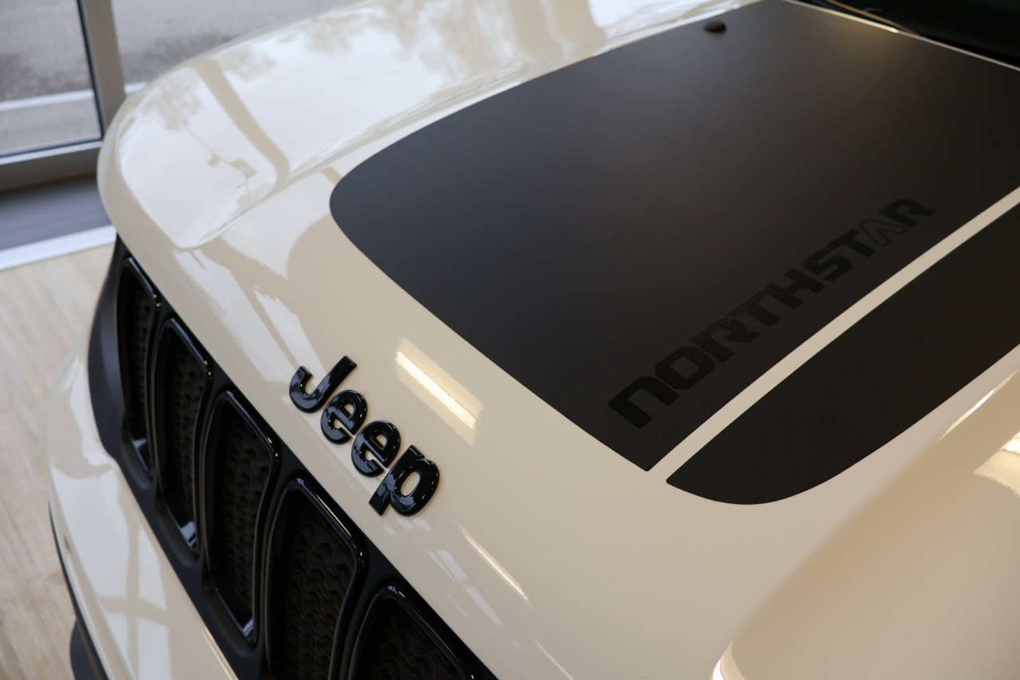 listing desktop thumbnail image 6