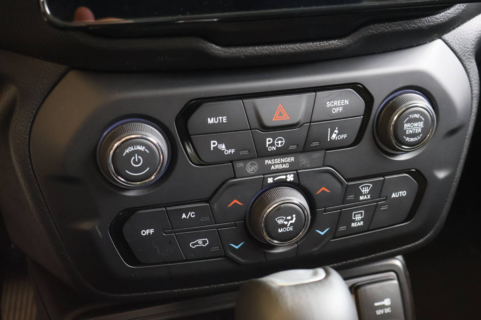 listing desktop thumbnail image 11