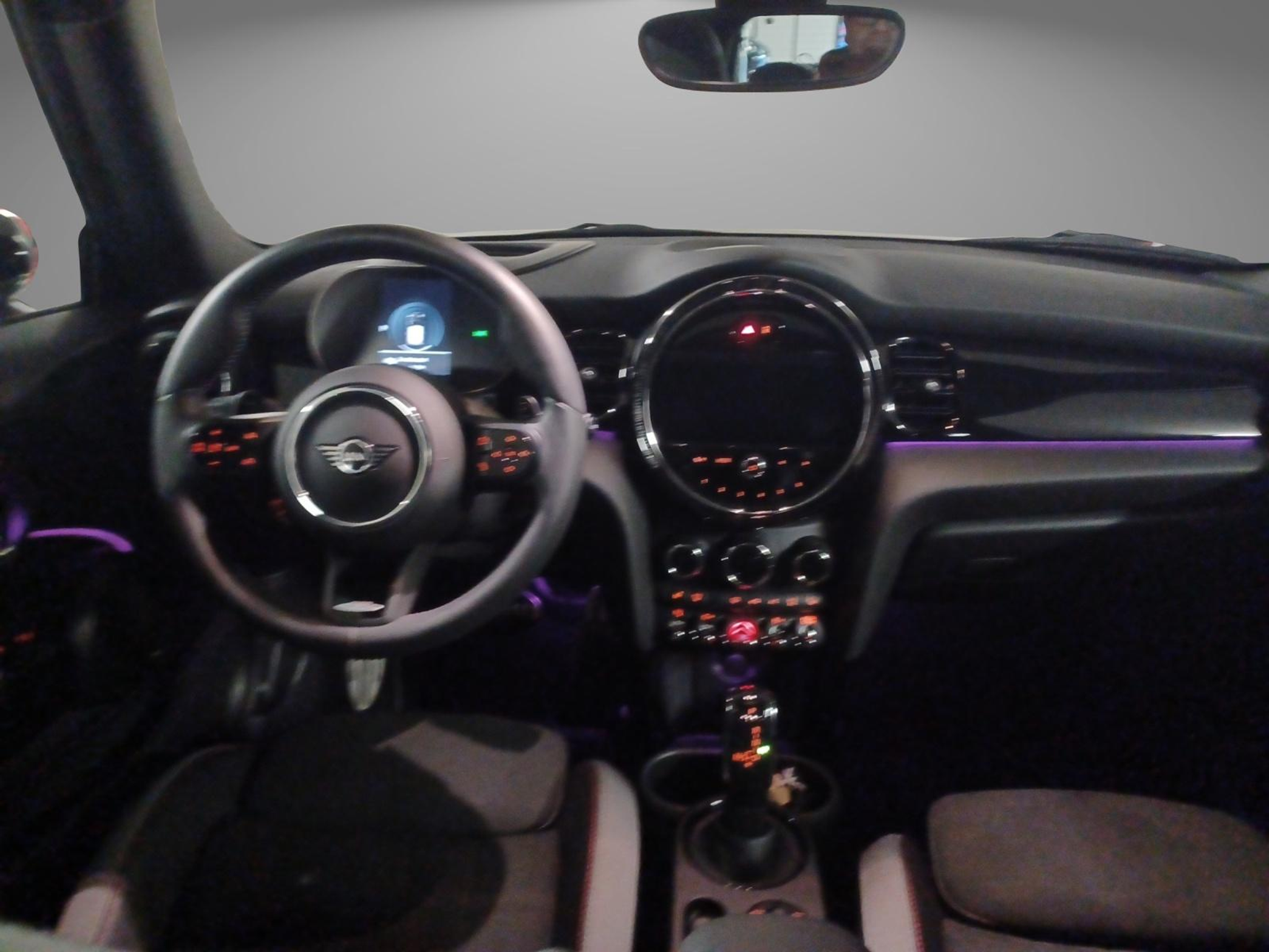 listing desktop thumbnail image 7