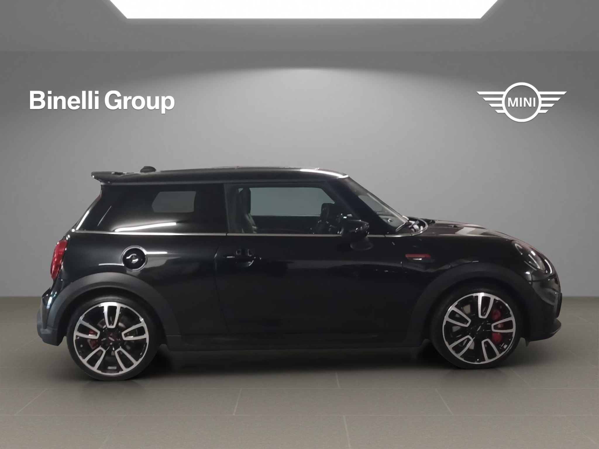 listing desktop thumbnail image 16