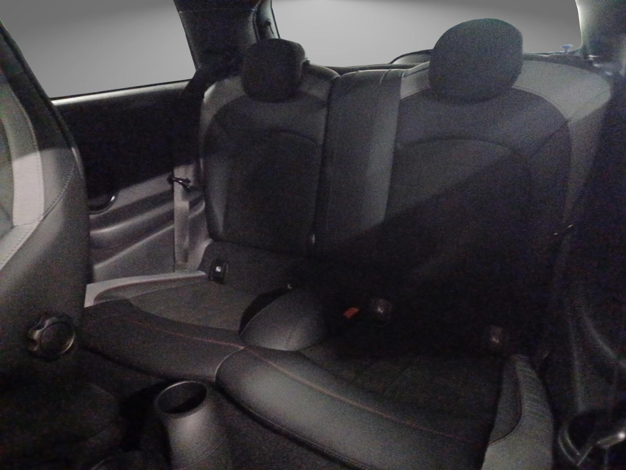 listing desktop thumbnail image 6