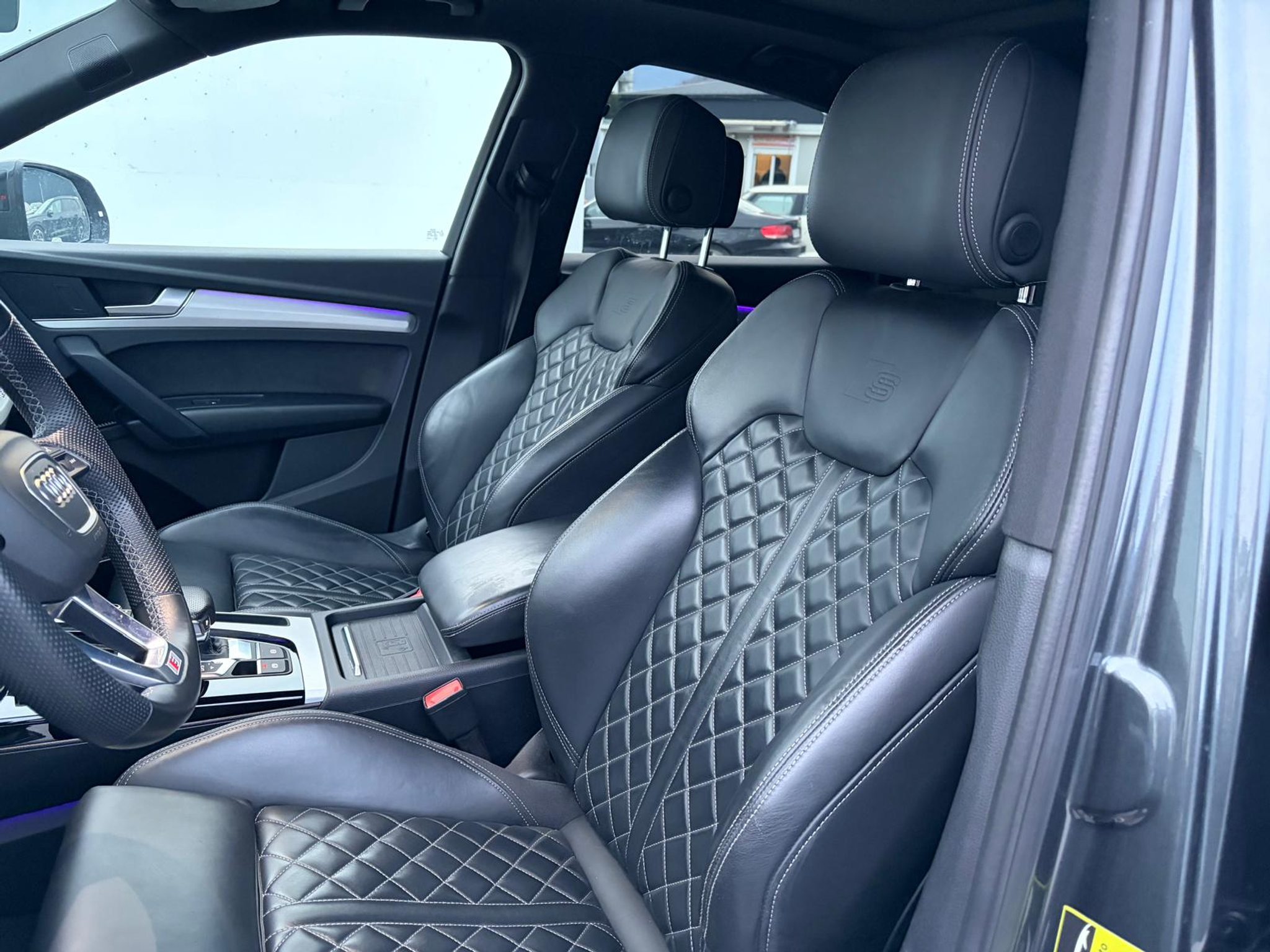 listing desktop thumbnail image 5