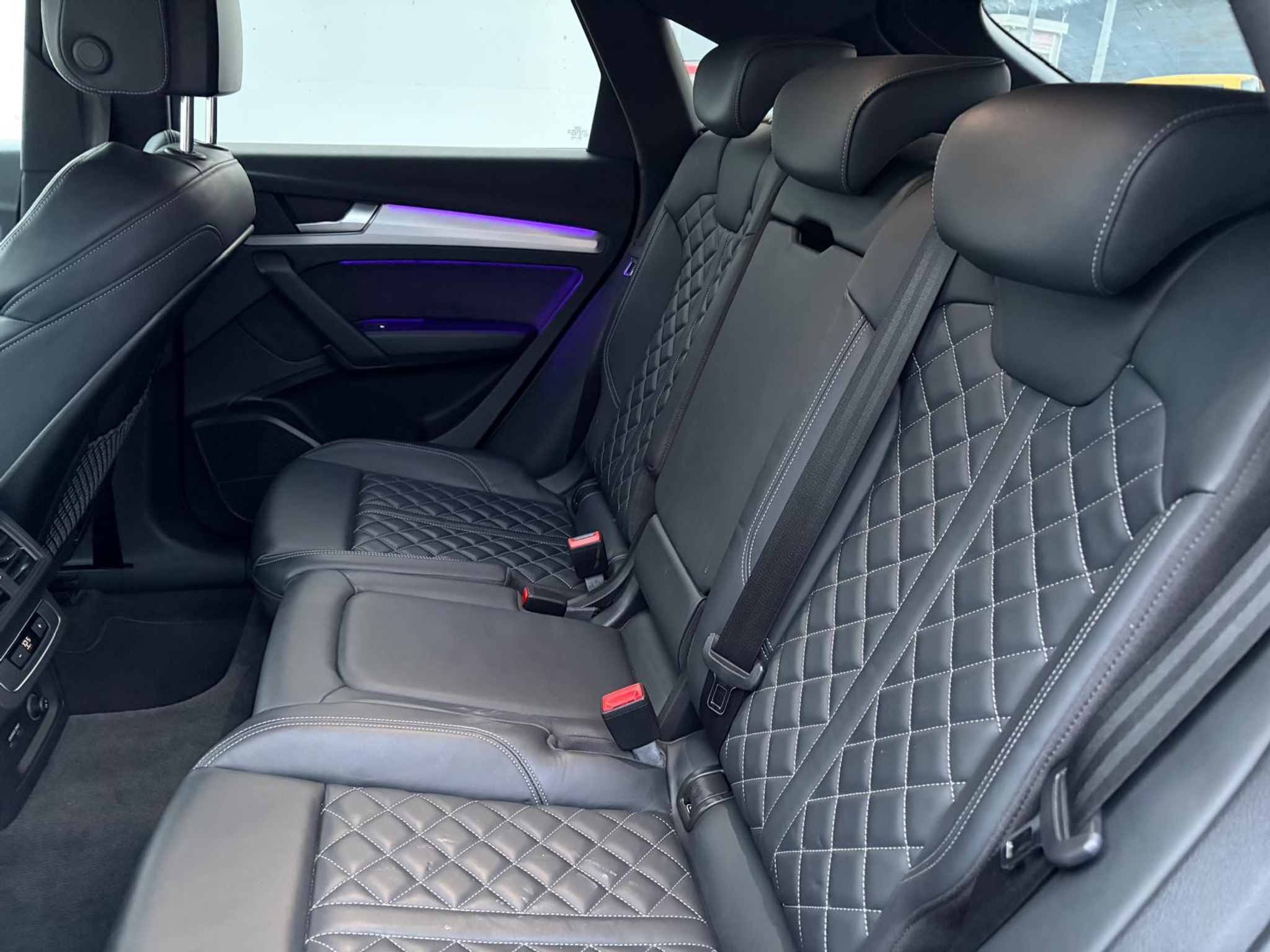 listing desktop thumbnail image 6