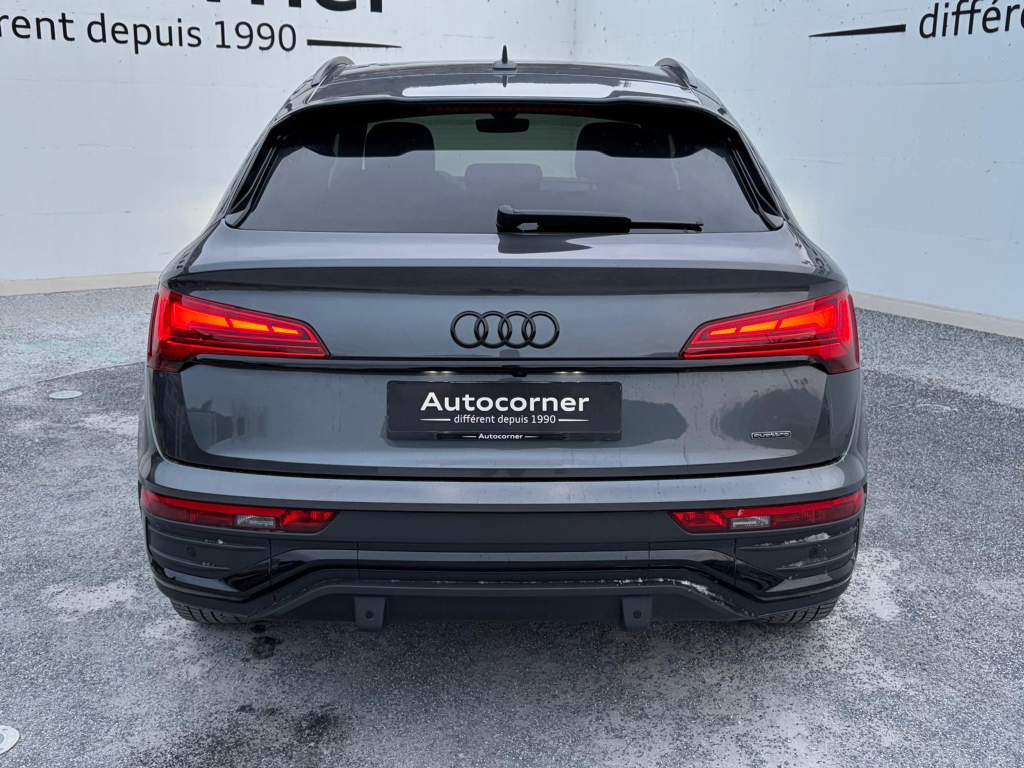 listing desktop thumbnail image 3