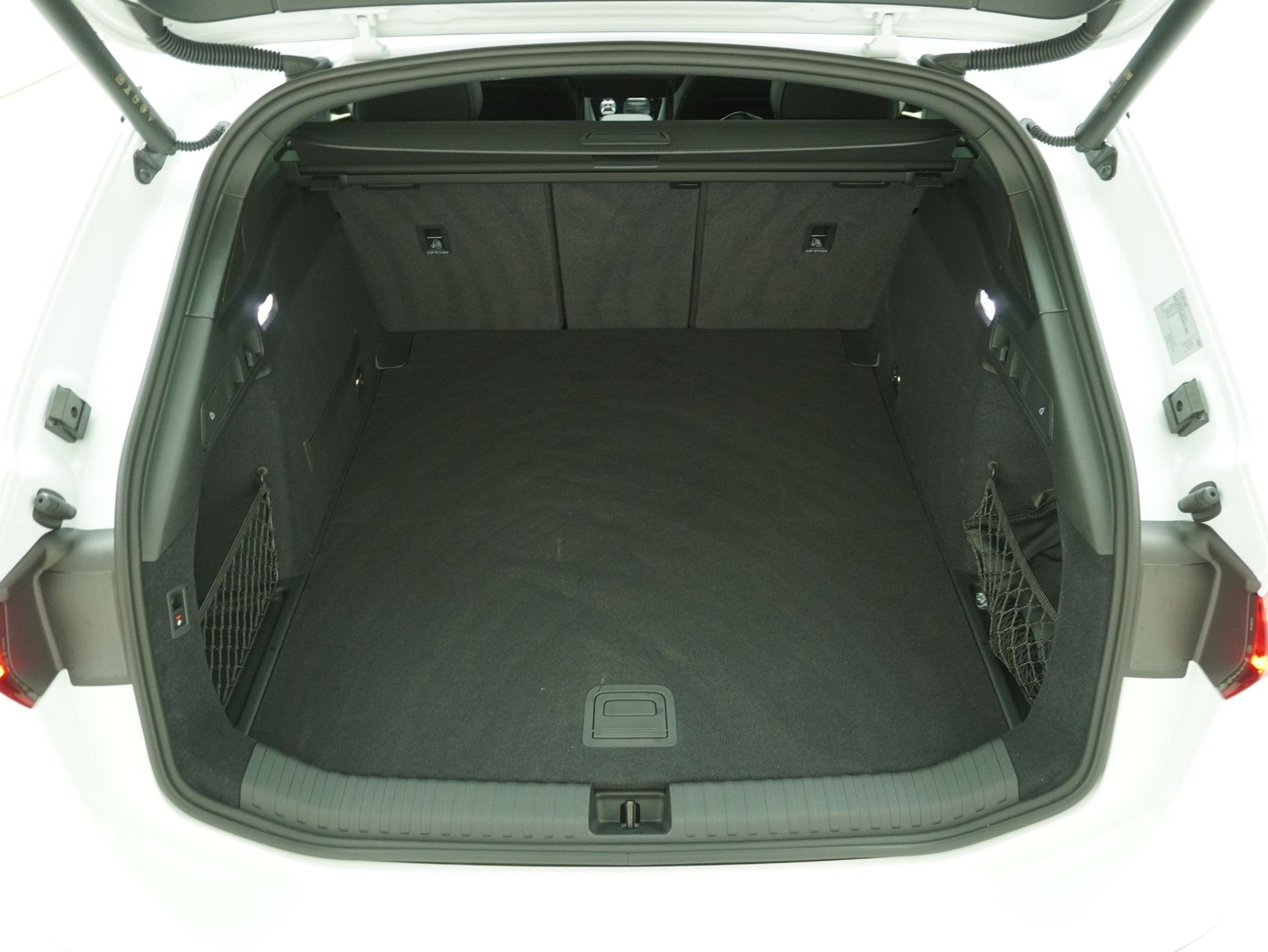 listing desktop thumbnail image 12