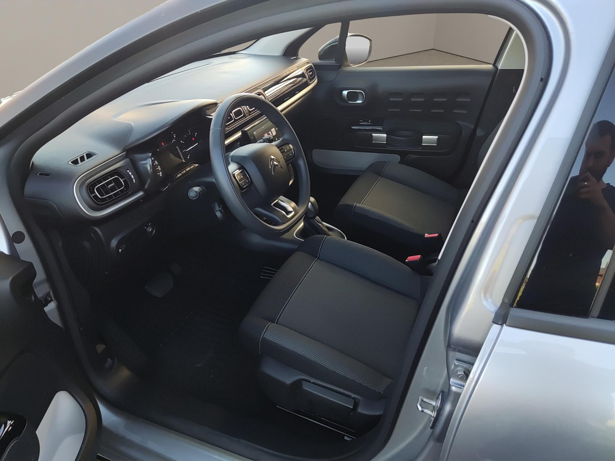 listing desktop thumbnail image 4