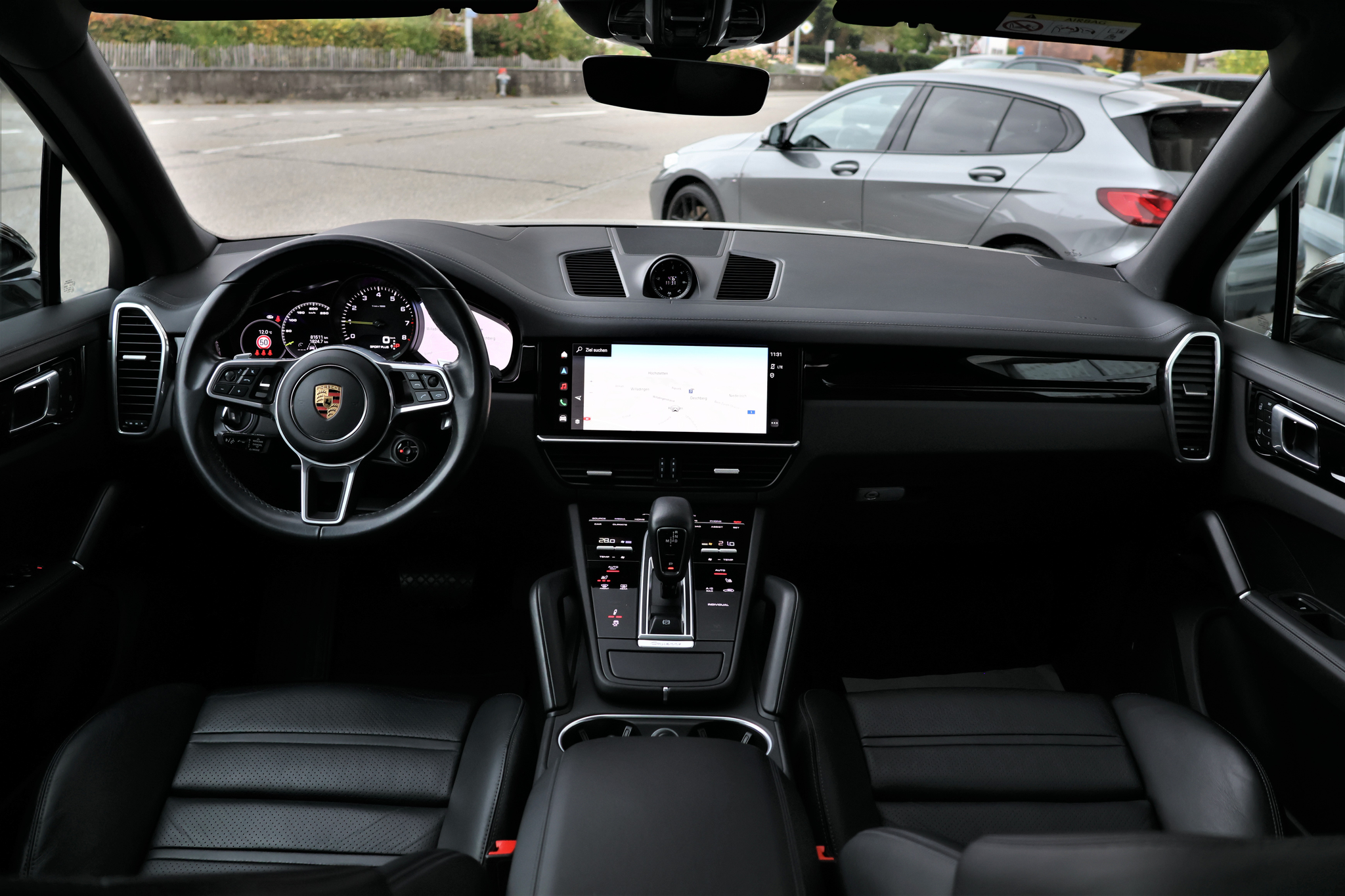 listing desktop thumbnail image 13