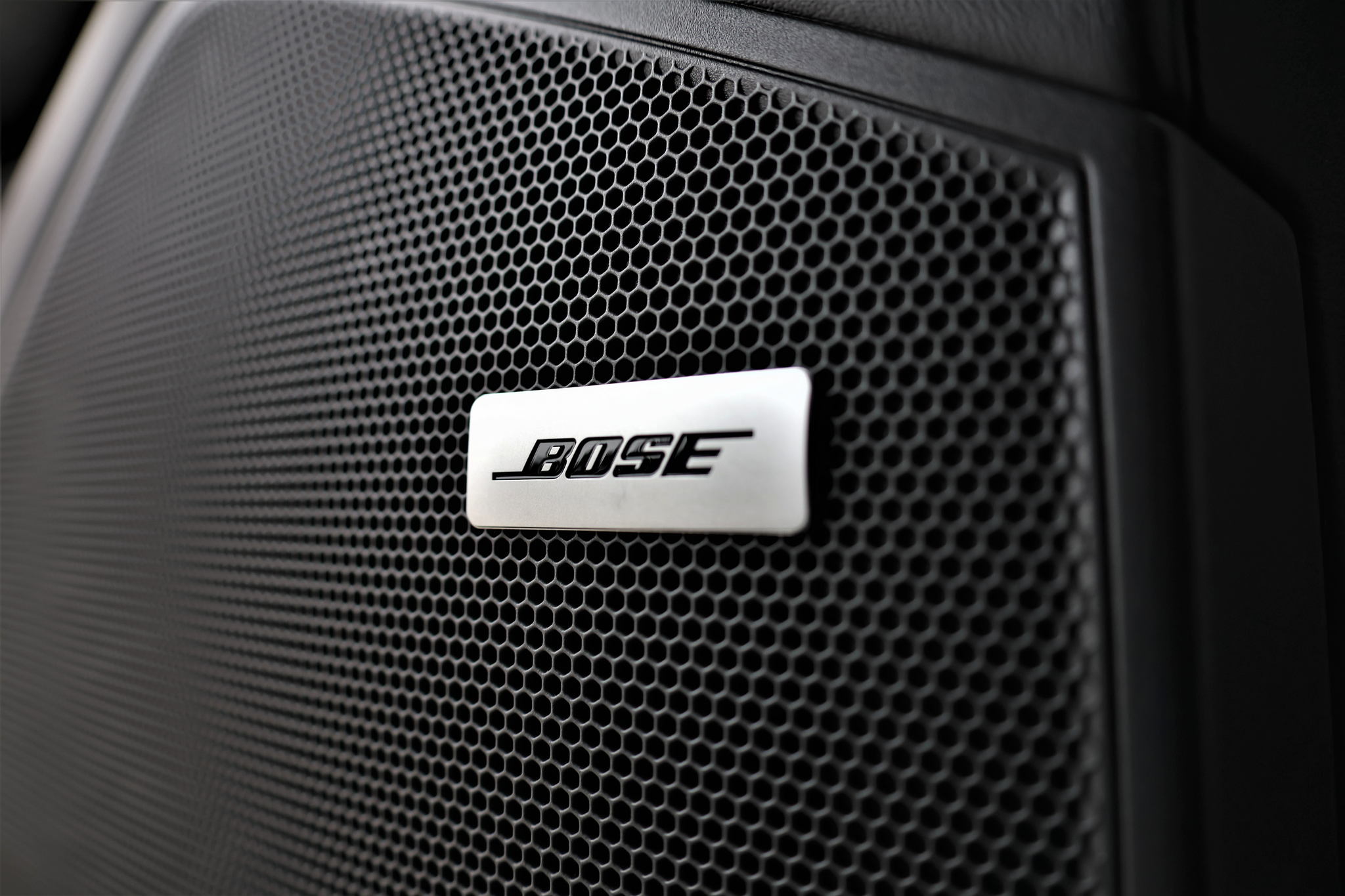 listing desktop thumbnail image 17