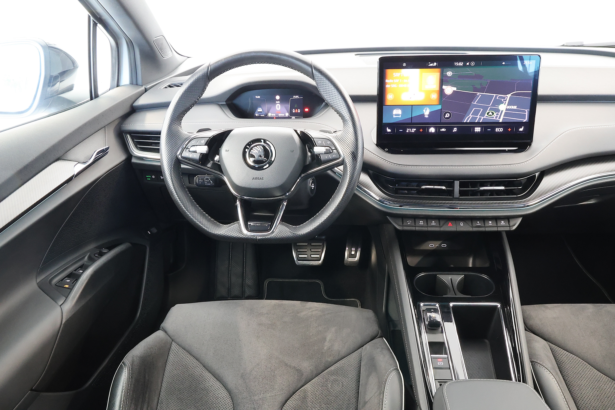 listing desktop thumbnail image 9