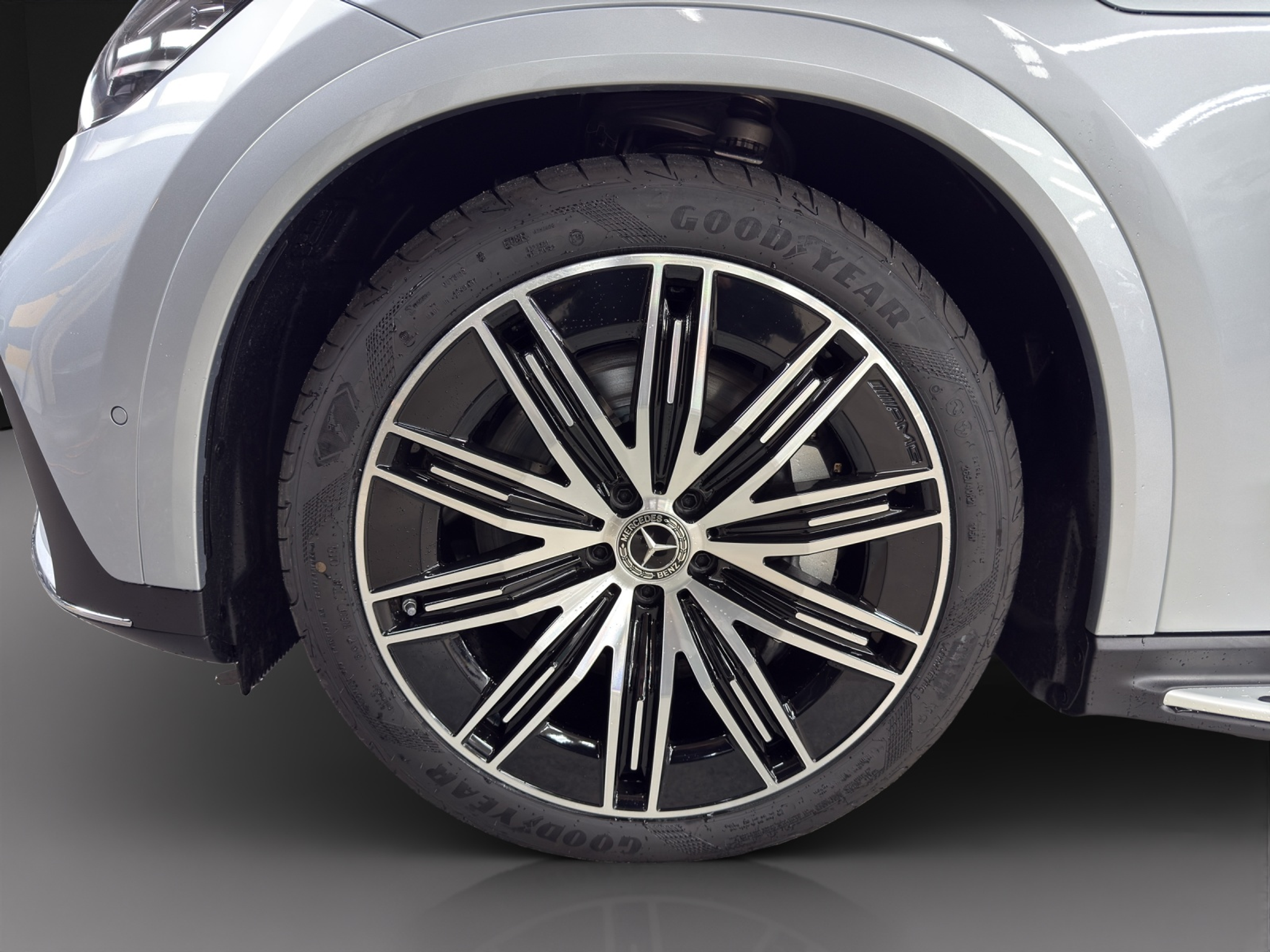 listing desktop thumbnail image 7