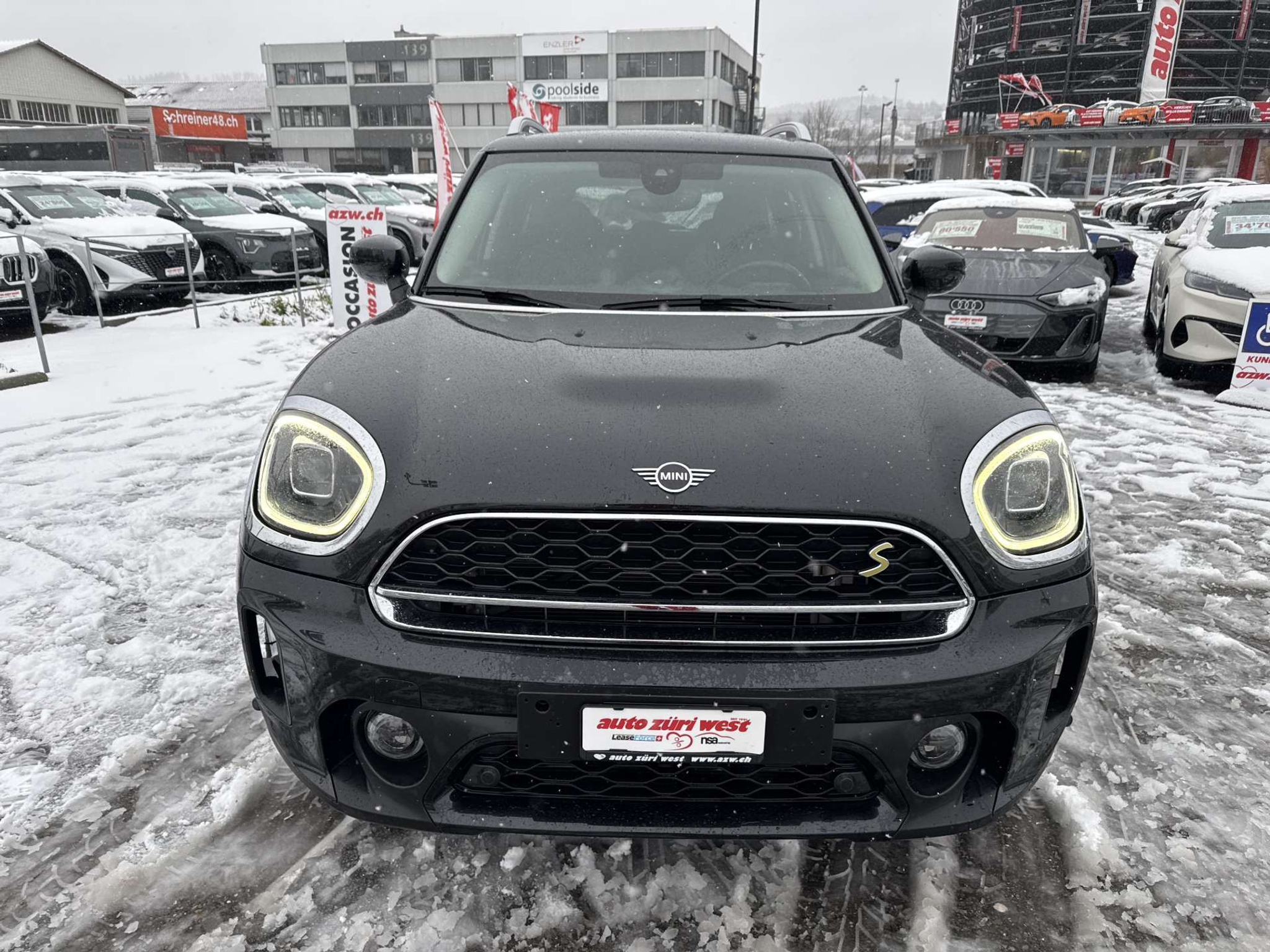 listing desktop thumbnail image 13