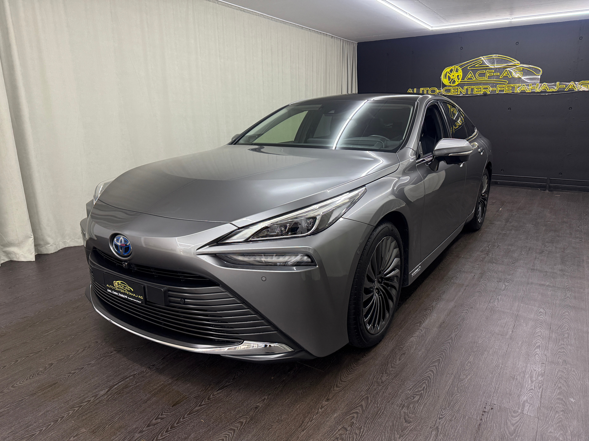 listing desktop thumbnail image 0