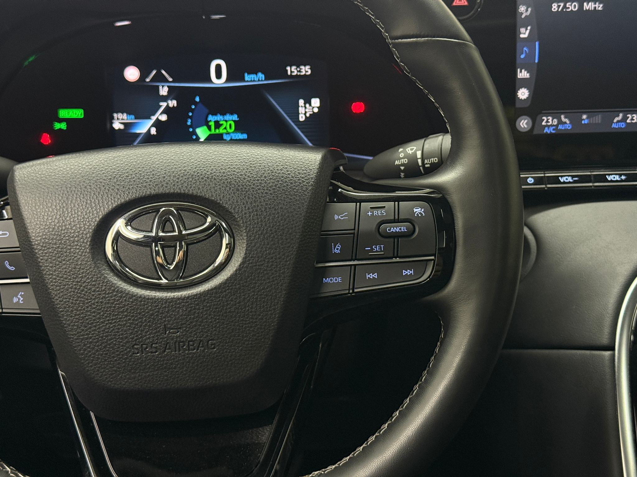 listing desktop thumbnail image 11