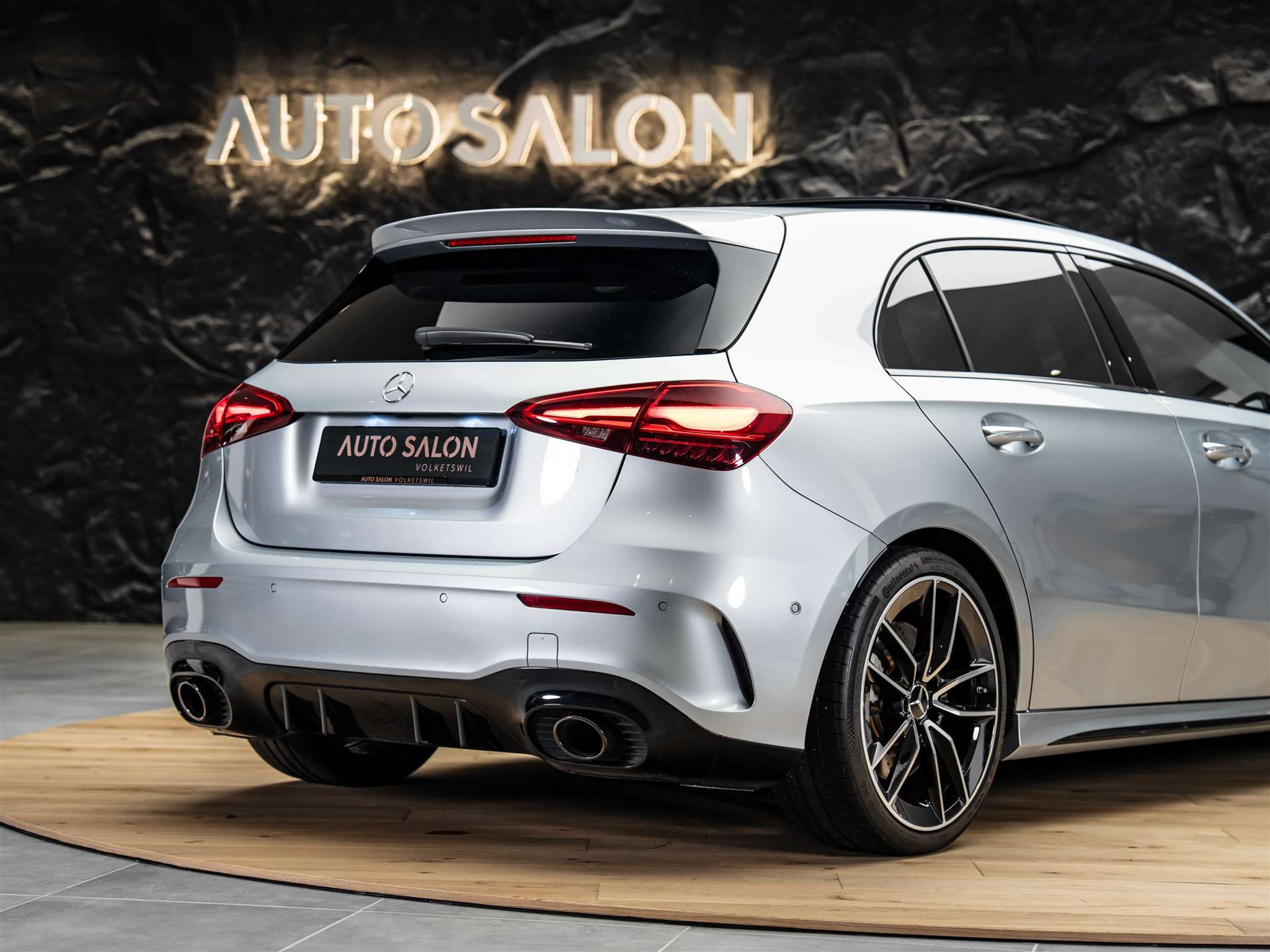 listing desktop thumbnail image 19