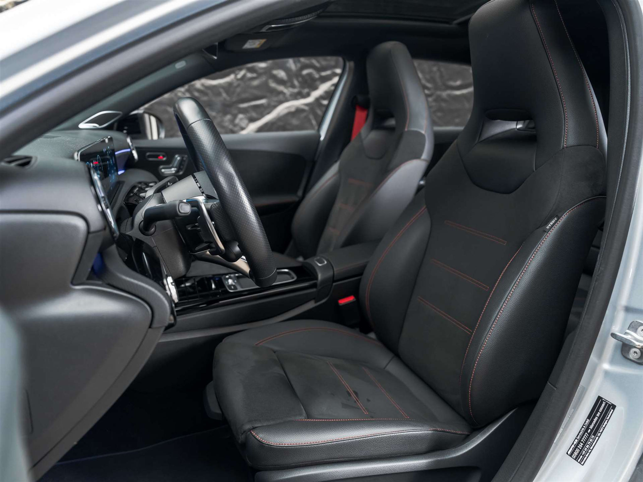 listing desktop thumbnail image 9