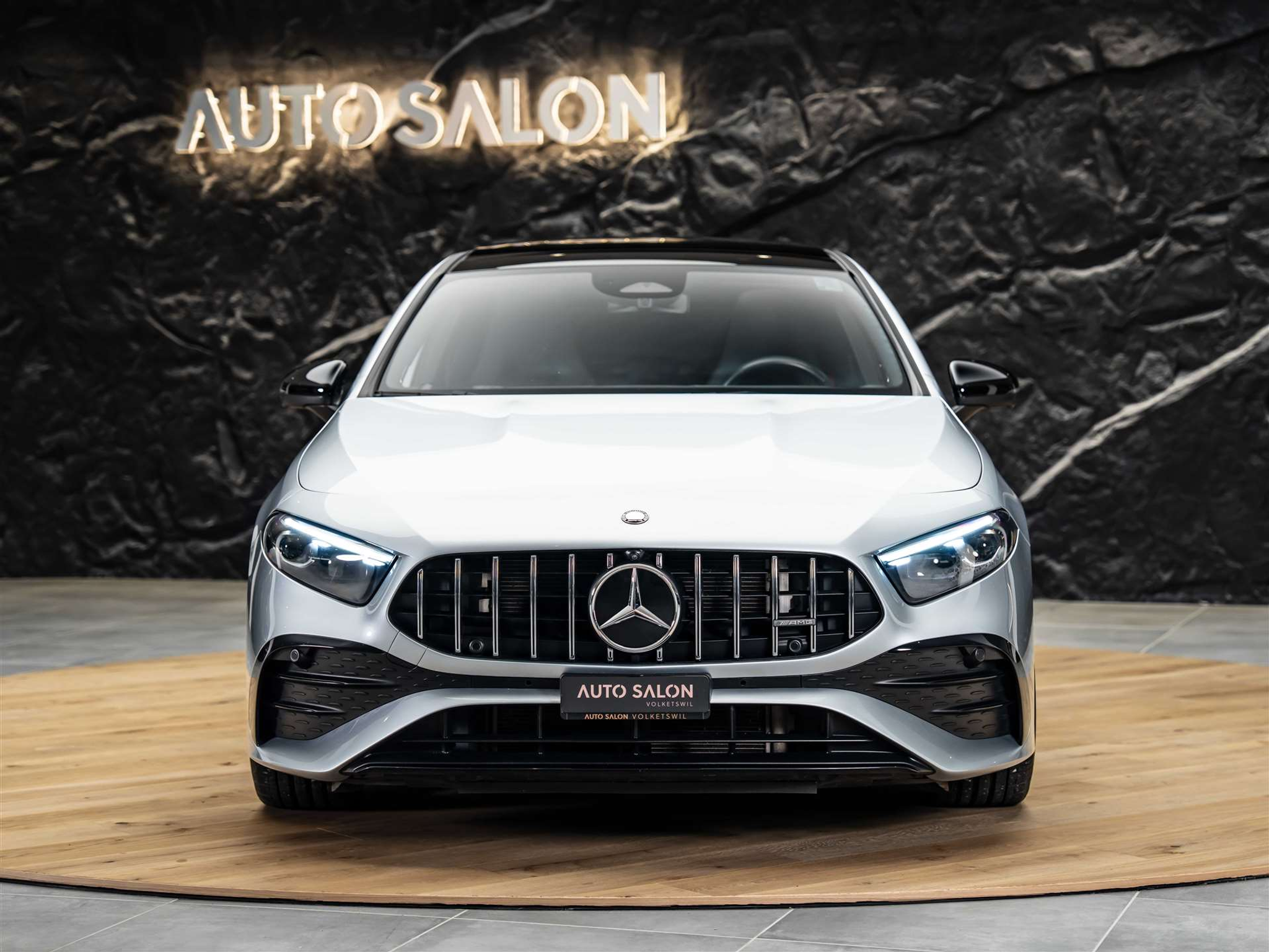 listing desktop thumbnail image 6