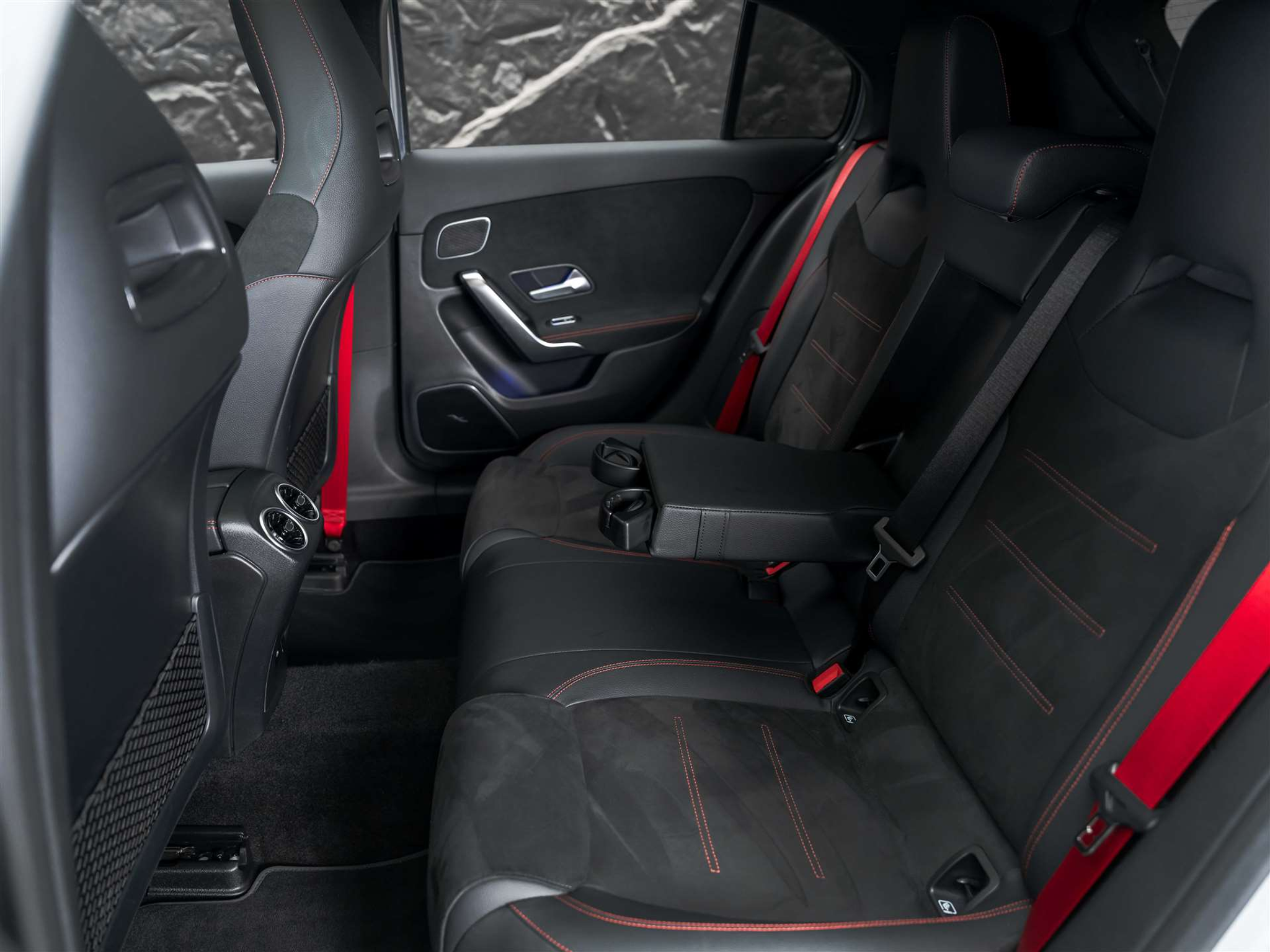 listing desktop thumbnail image 13