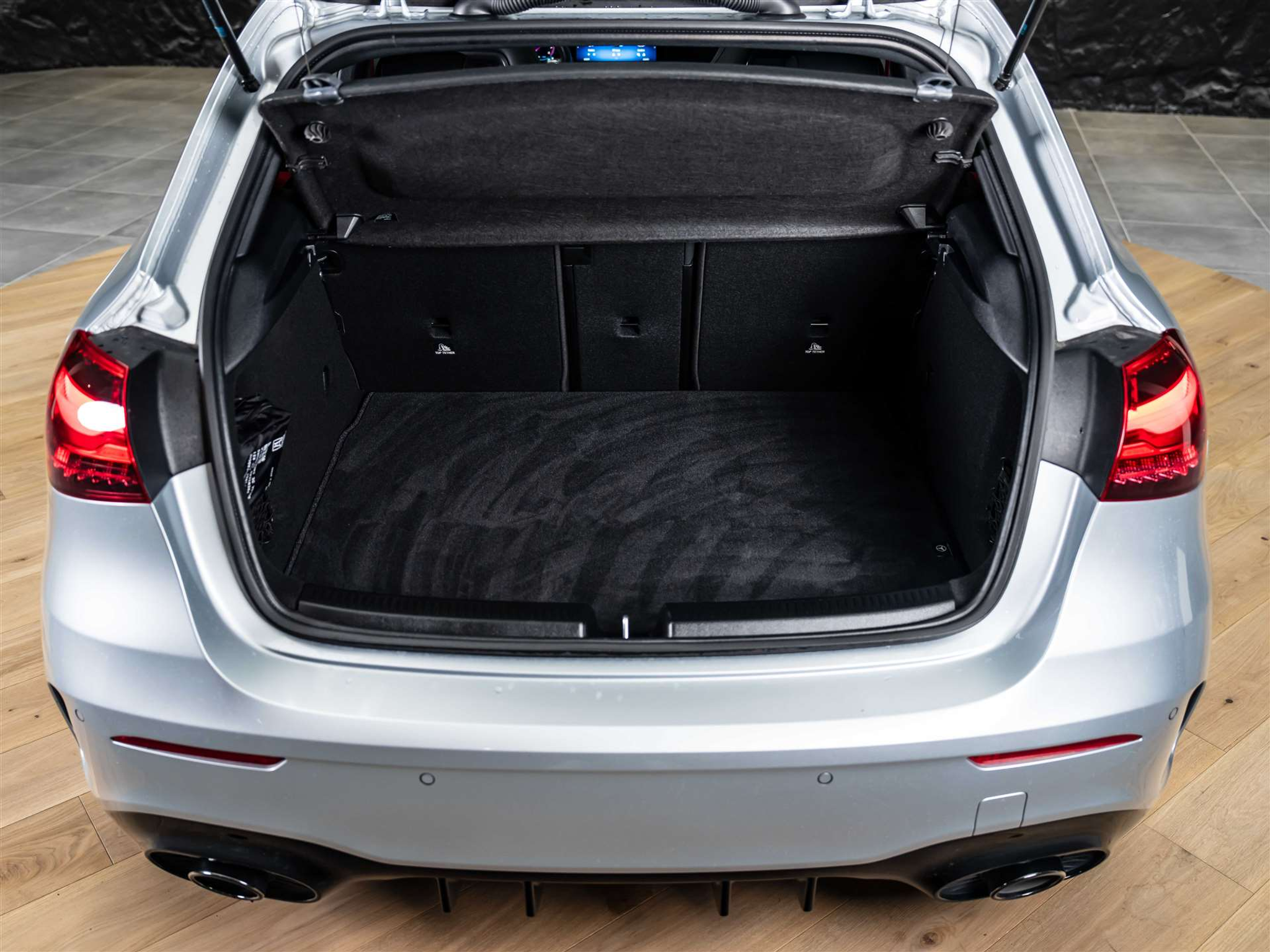 listing desktop thumbnail image 46