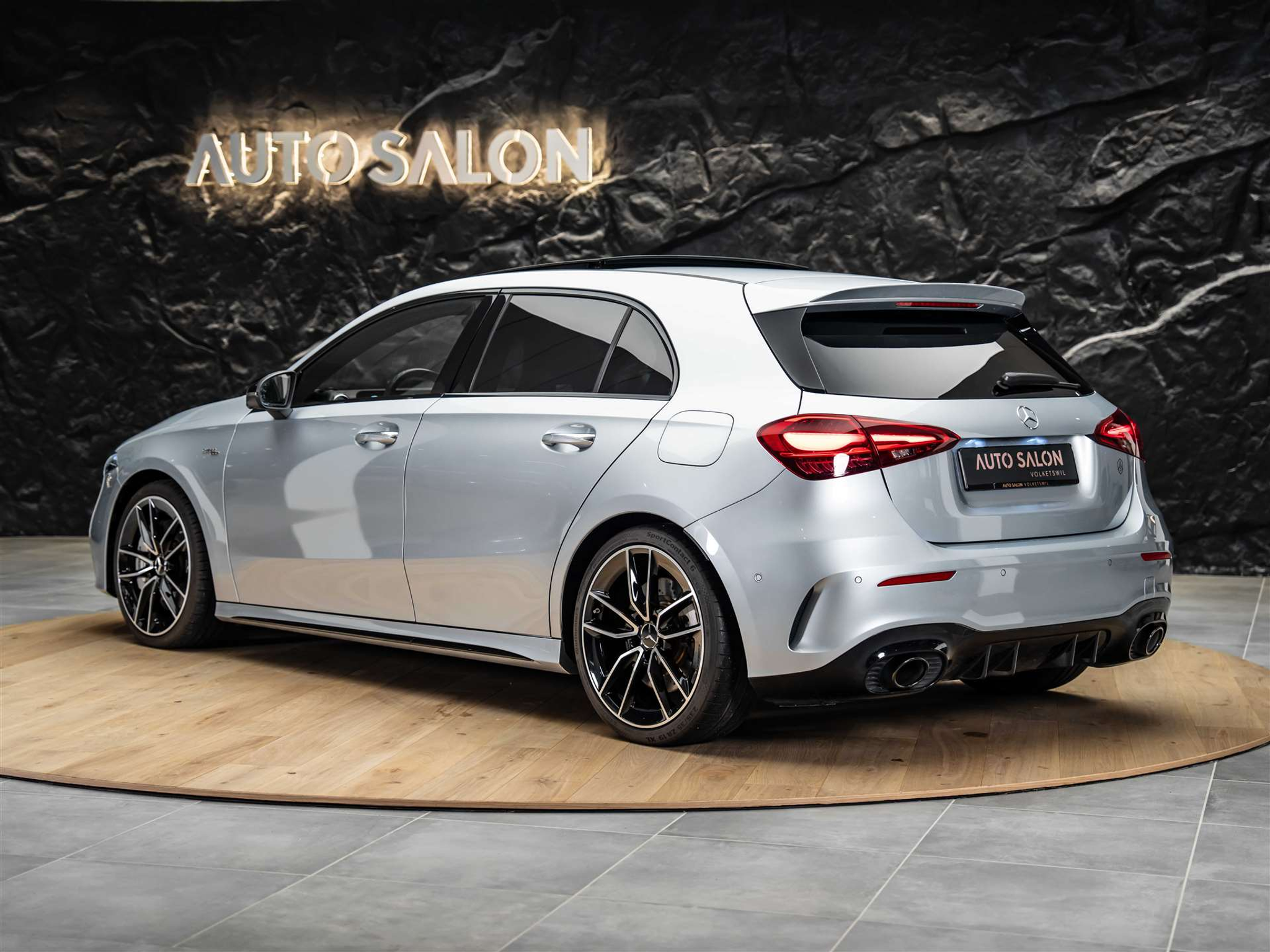 listing desktop thumbnail image 2