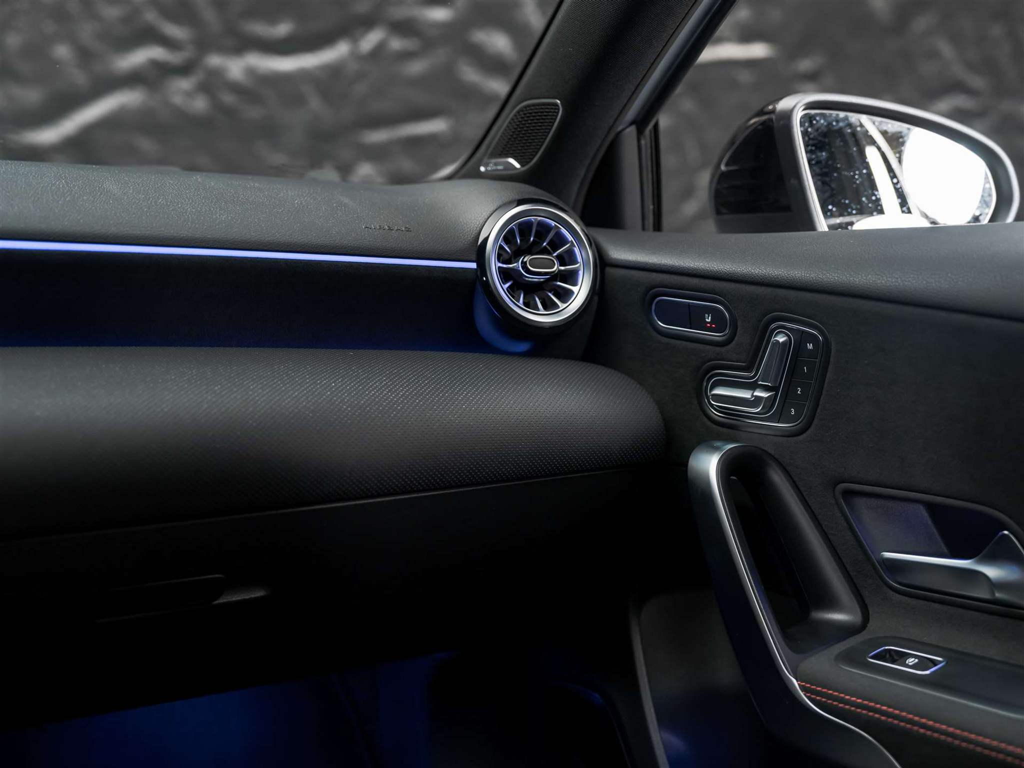 listing desktop thumbnail image 32