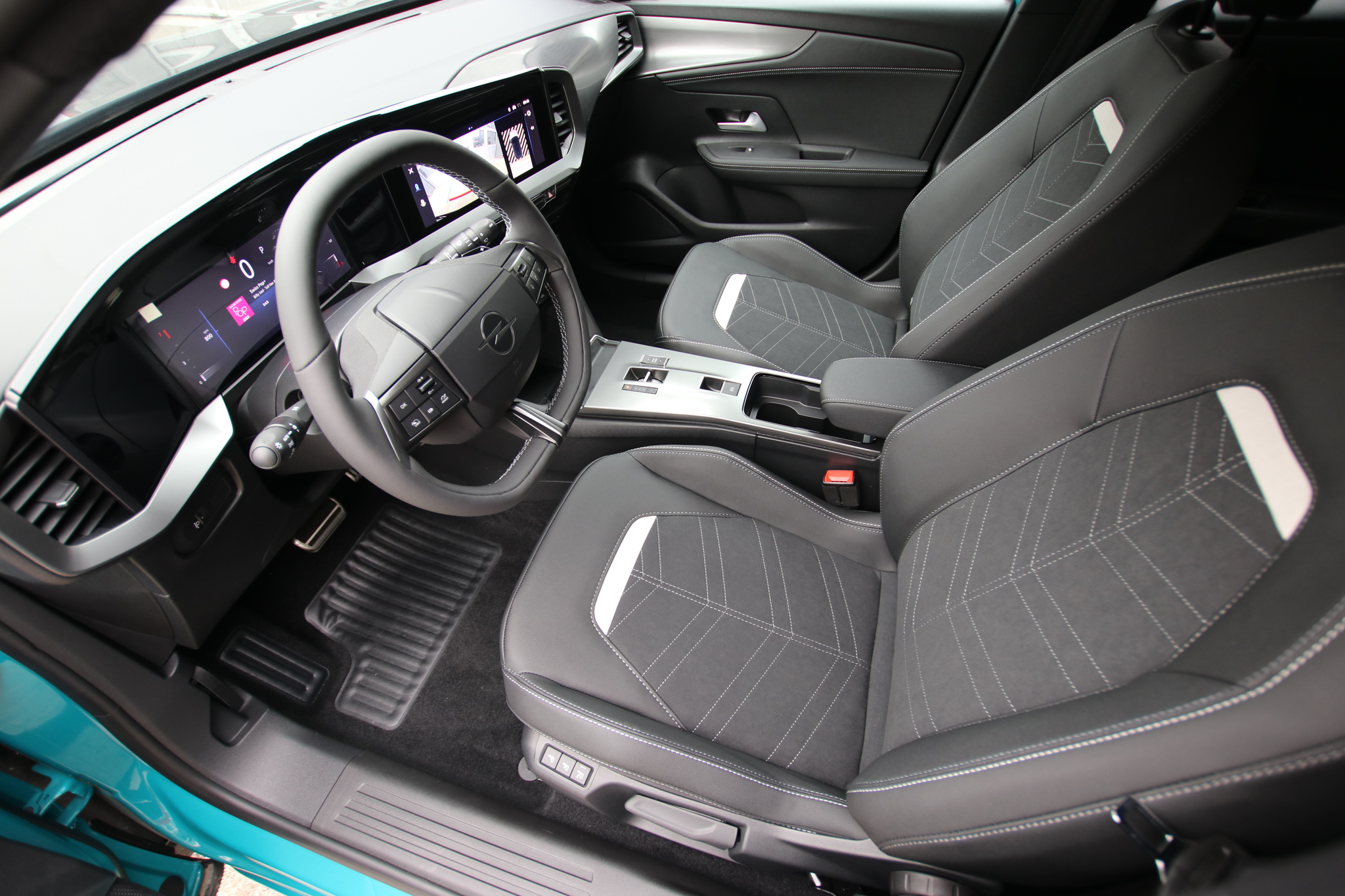 listing desktop thumbnail image 11