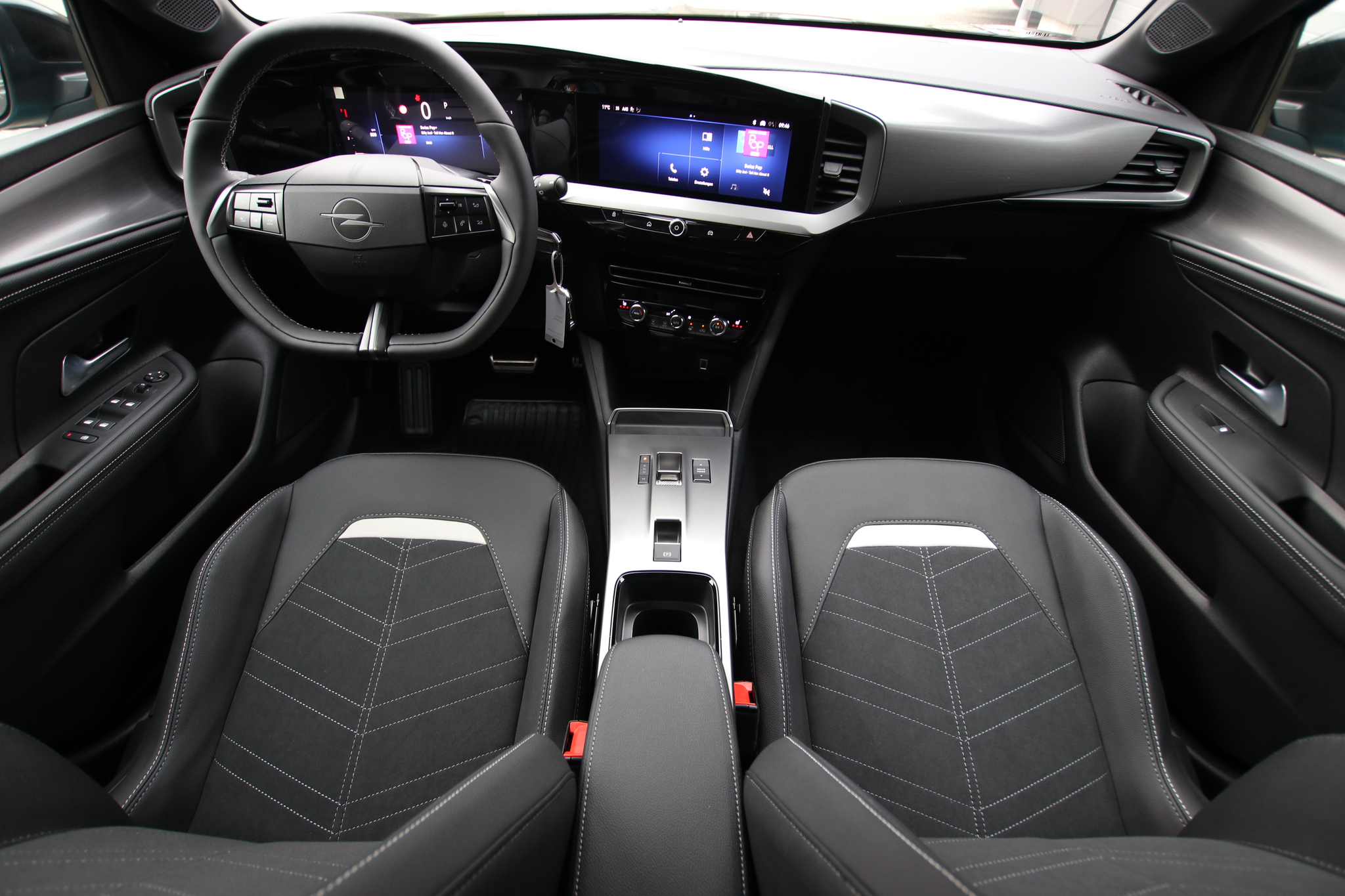 listing desktop thumbnail image 9