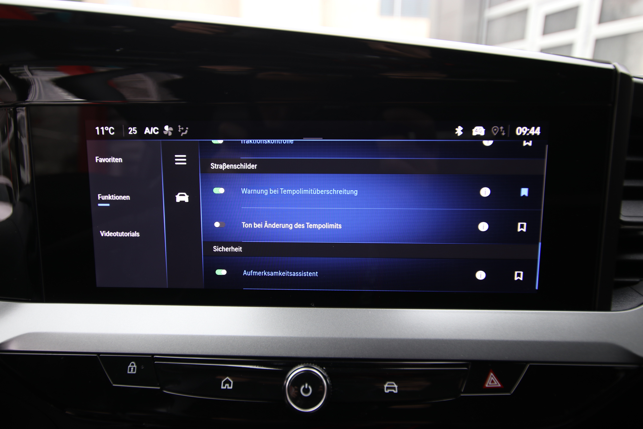 listing desktop thumbnail image 20