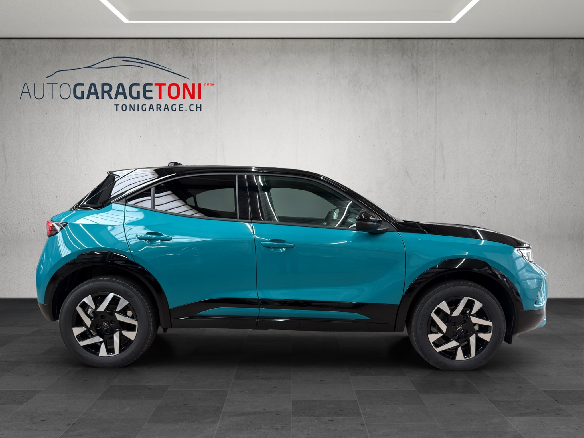 listing desktop thumbnail image 4