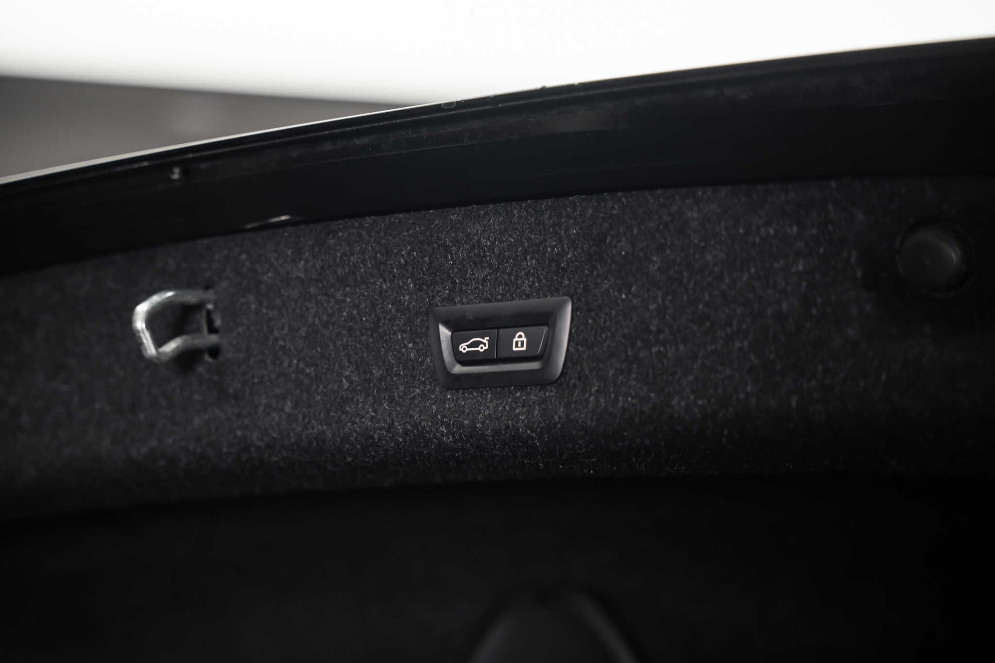 listing desktop thumbnail image 13