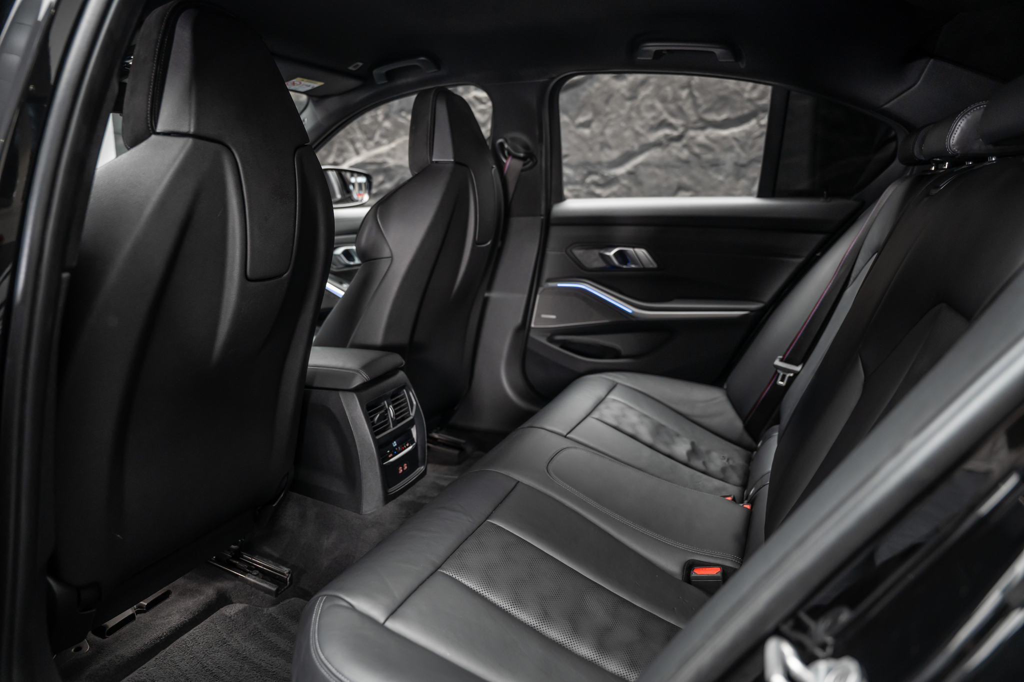 listing desktop thumbnail image 29