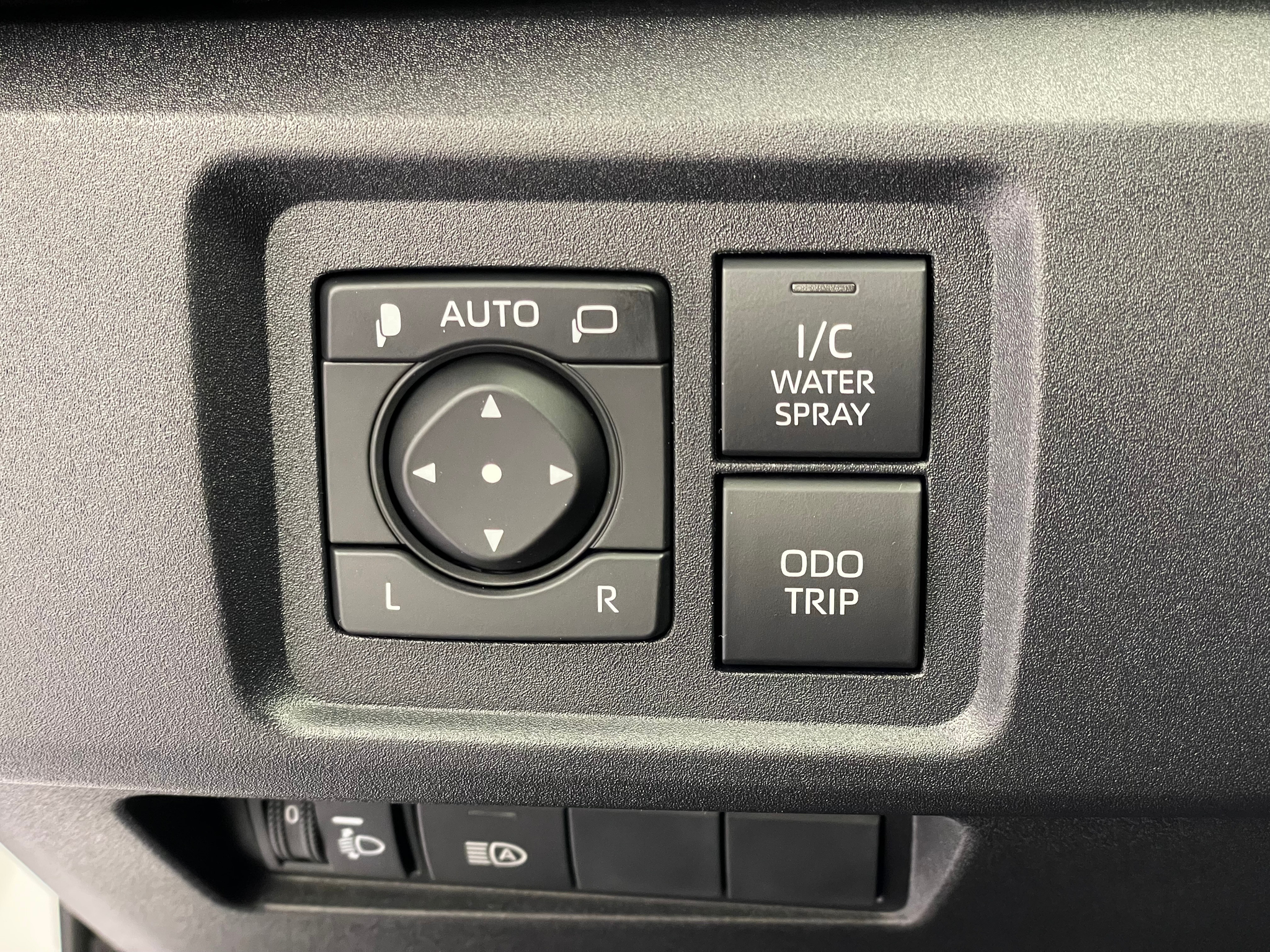 listing desktop thumbnail image 14