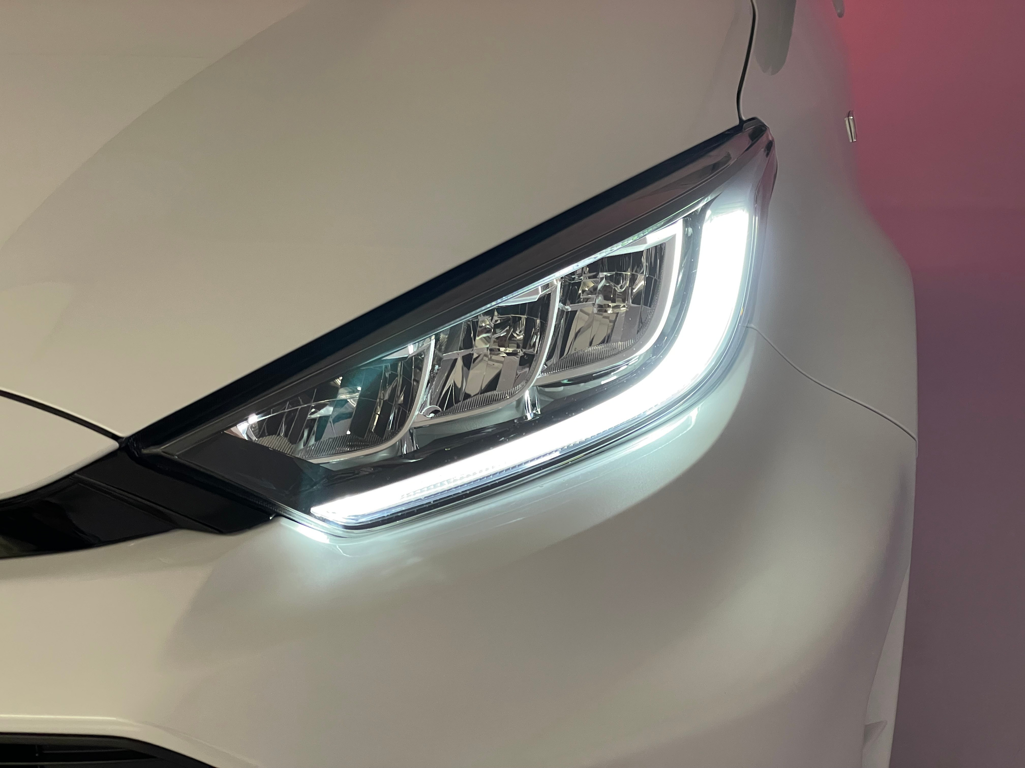 listing desktop thumbnail image 21