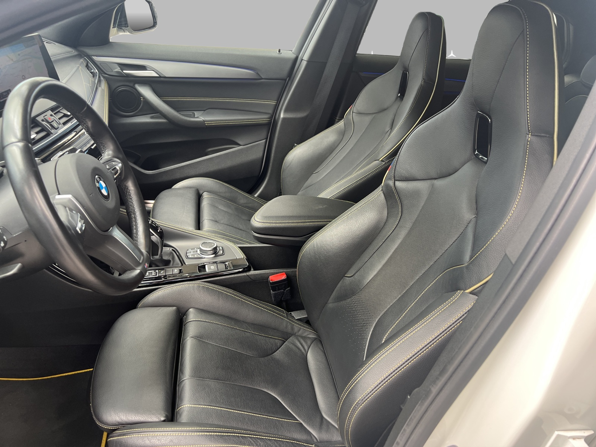 listing desktop thumbnail image 8