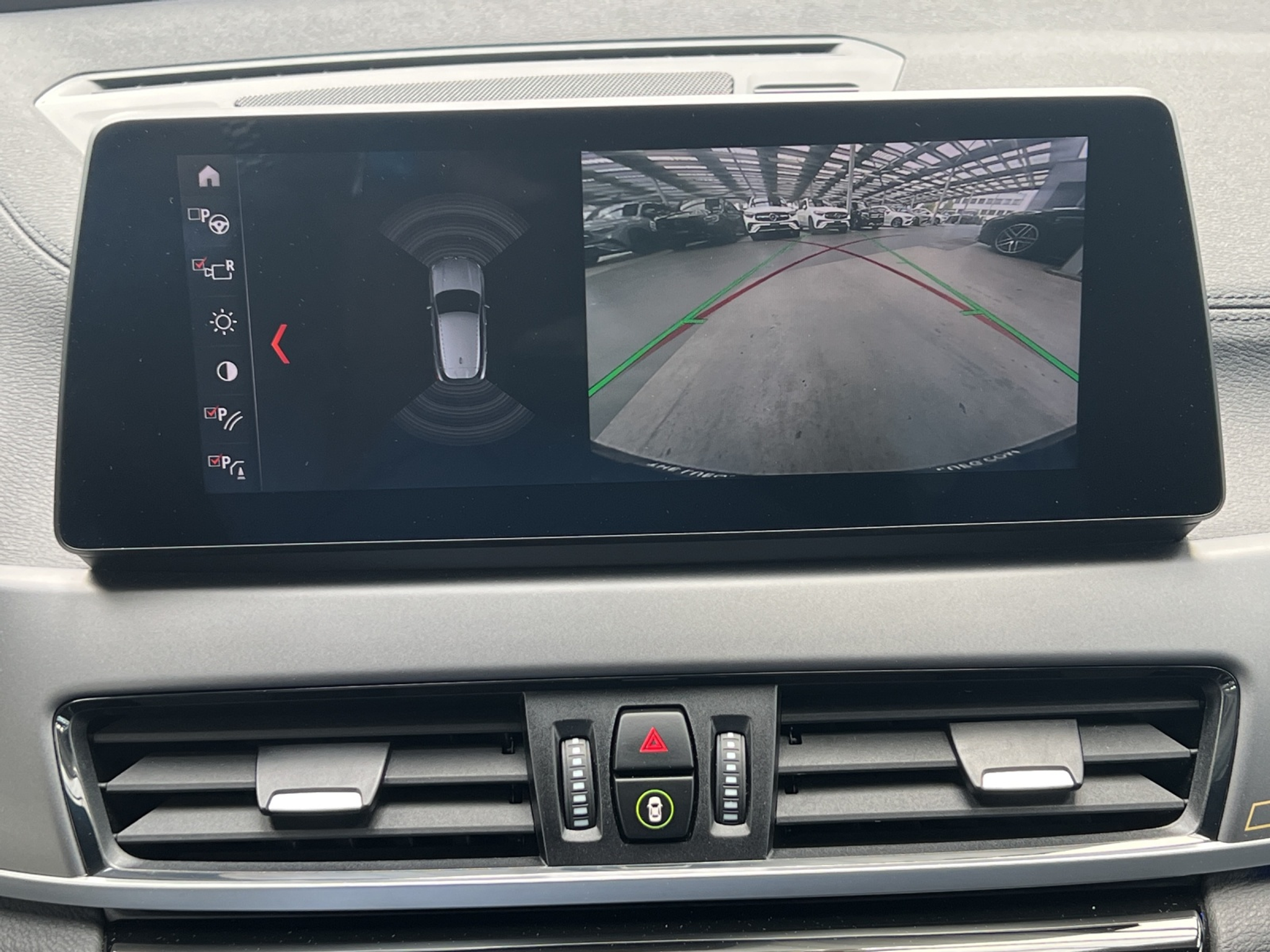 listing desktop thumbnail image 16