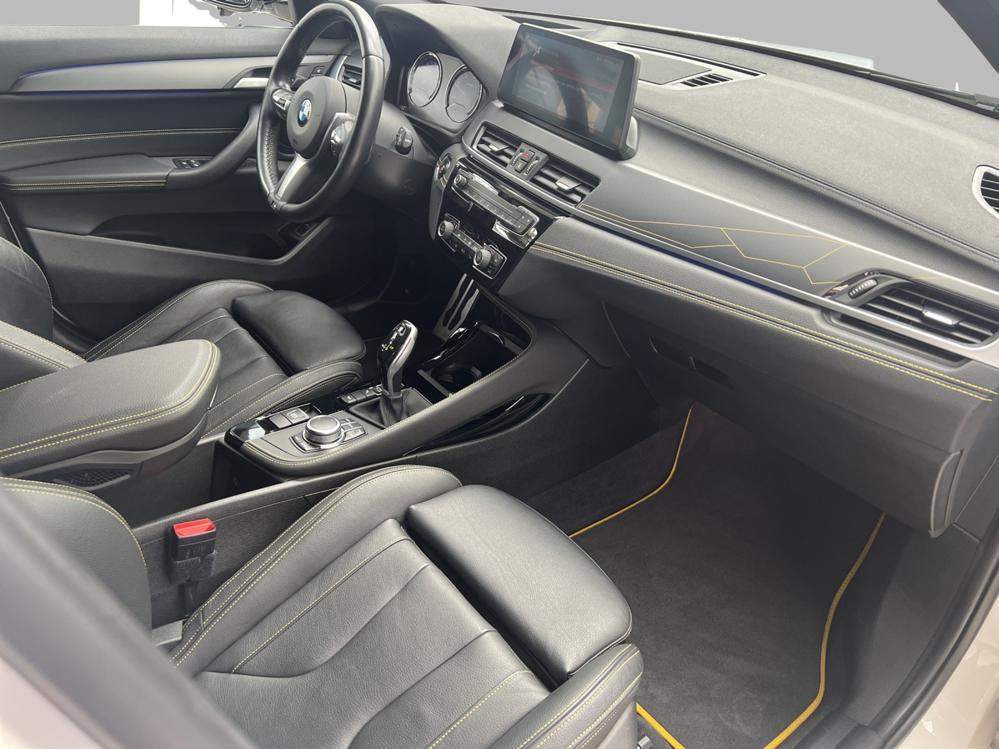 listing desktop thumbnail image 11