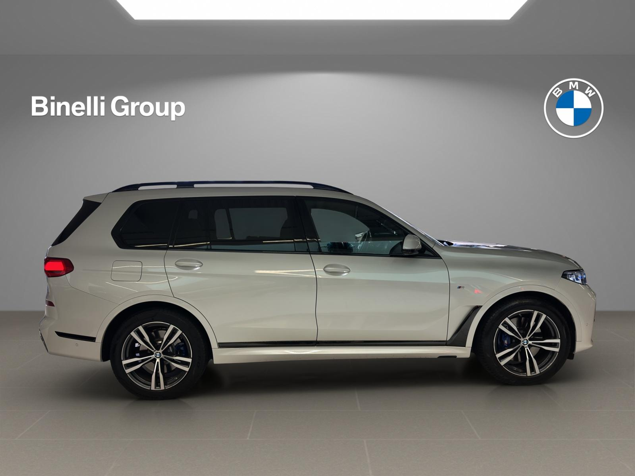 listing desktop thumbnail image 5