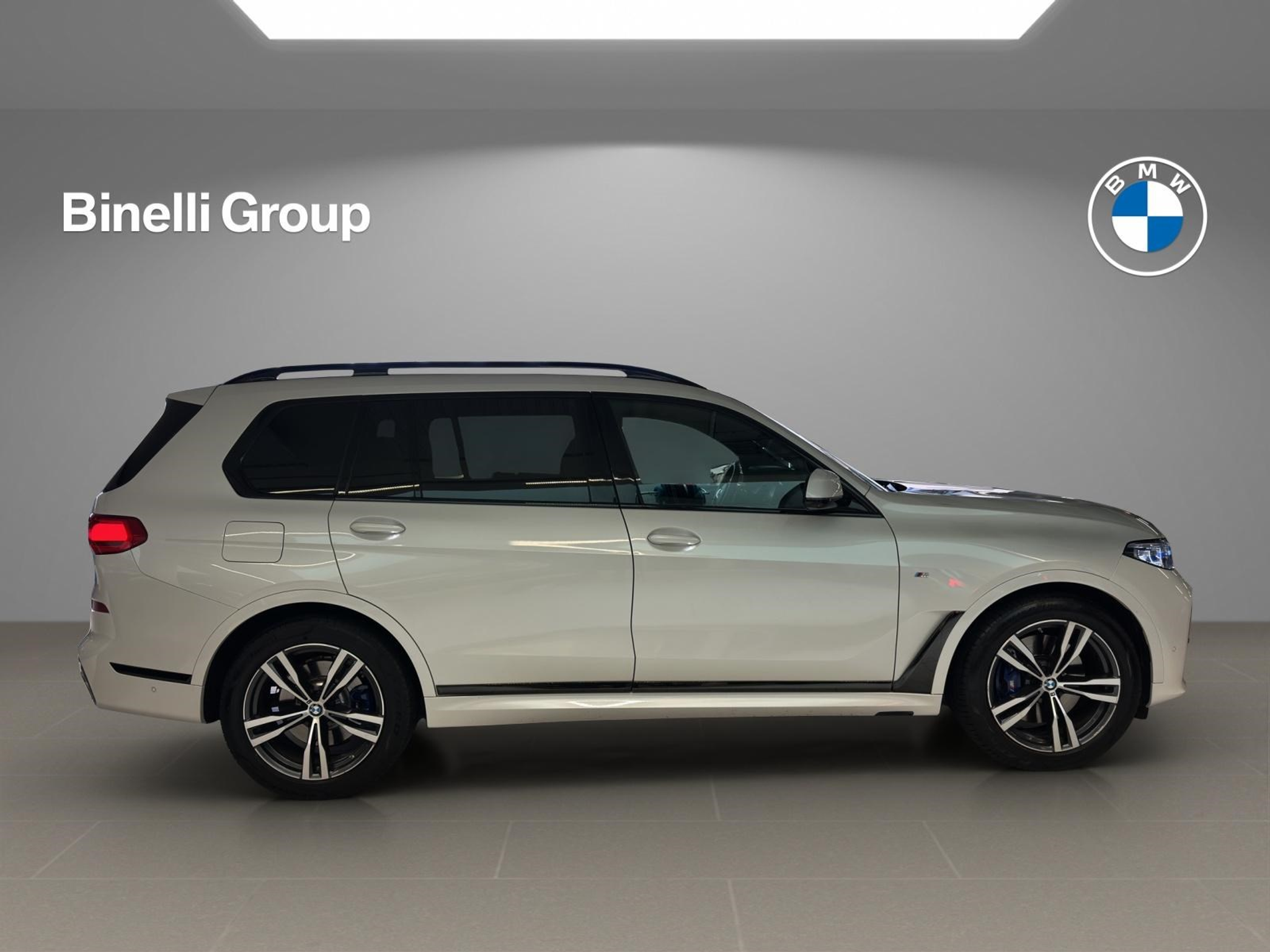 listing desktop thumbnail image 5