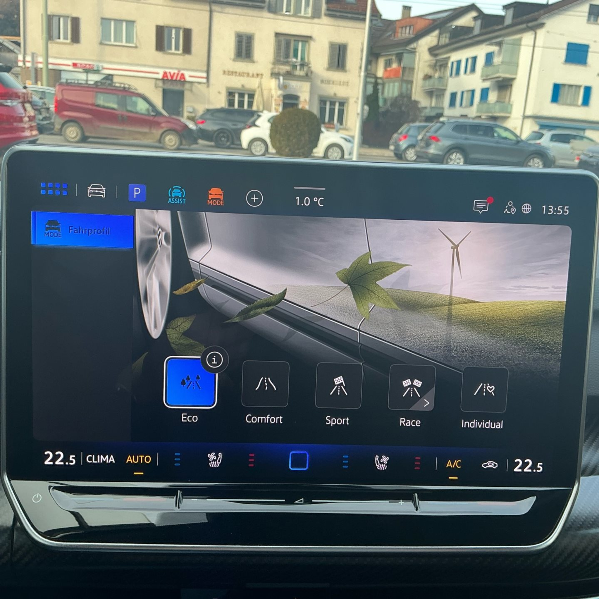 listing desktop thumbnail image 16