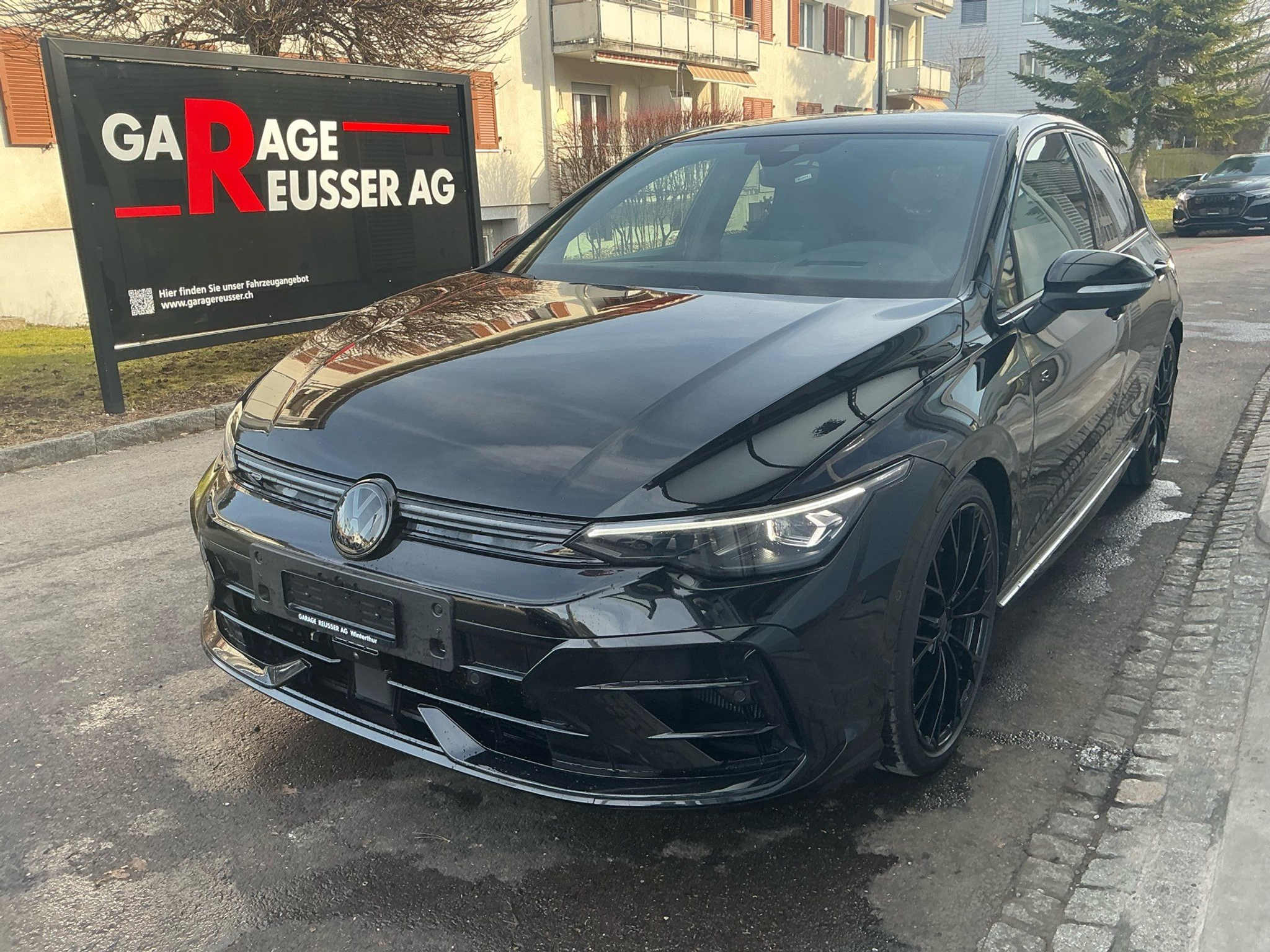 listing desktop thumbnail image 0