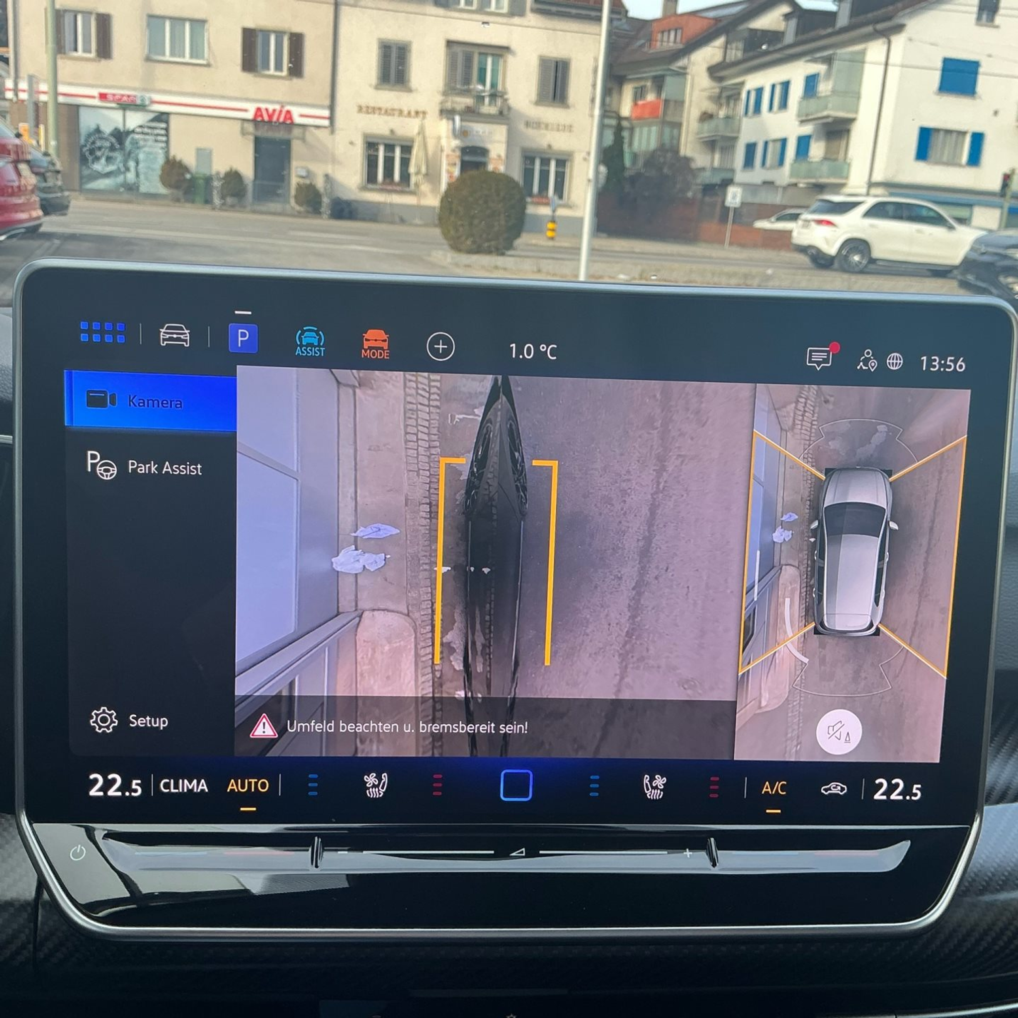 listing desktop thumbnail image 14