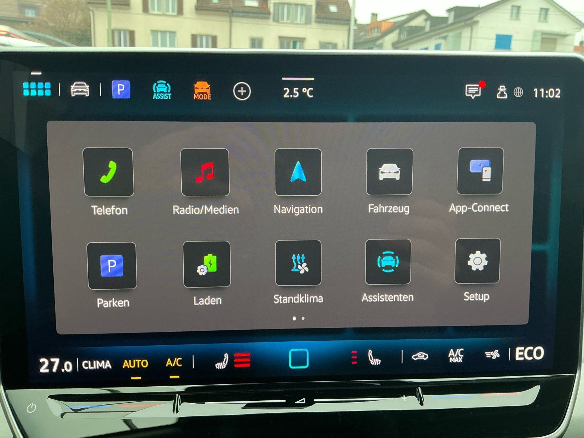 listing desktop thumbnail image 12