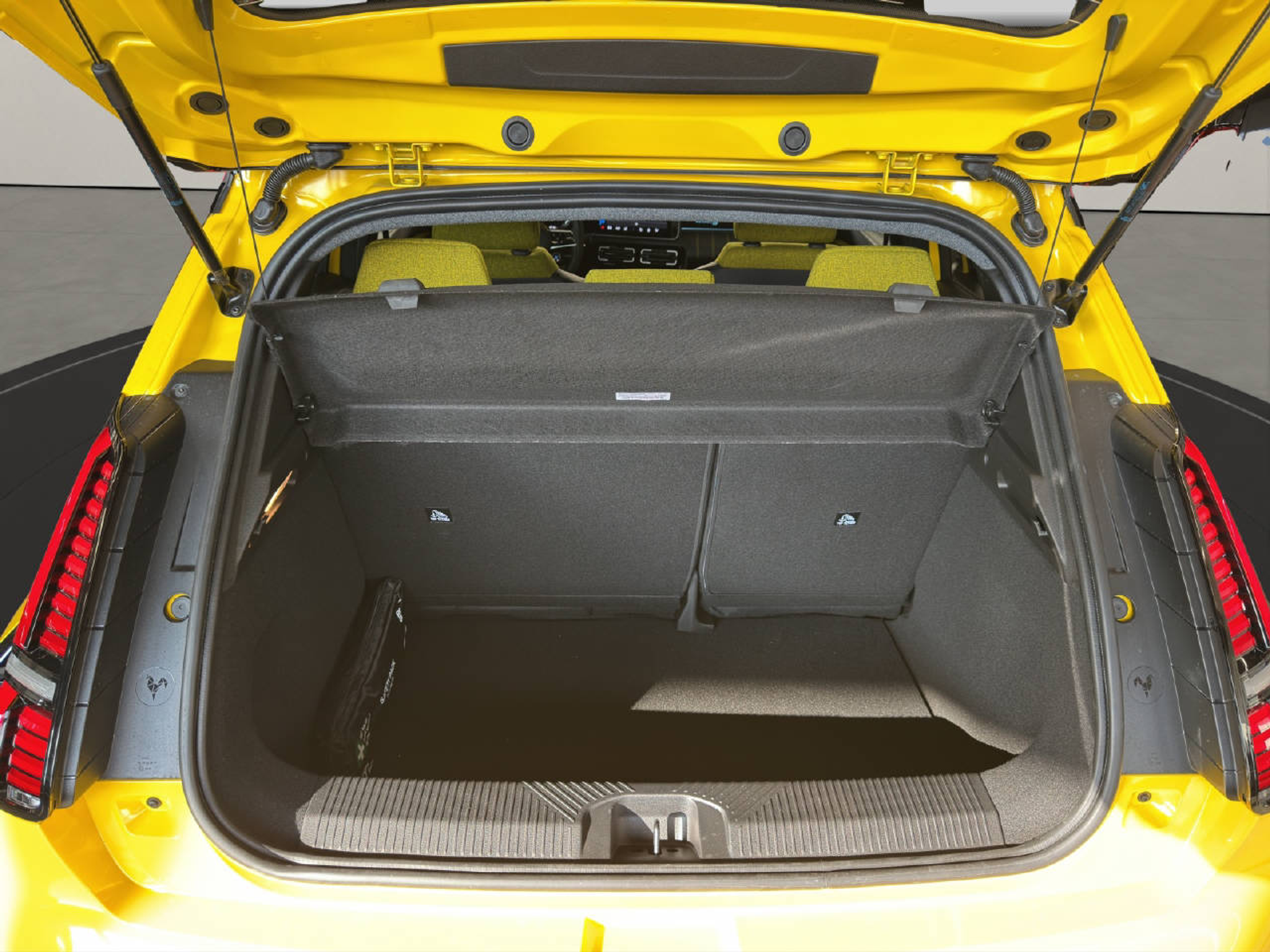 listing desktop thumbnail image 15