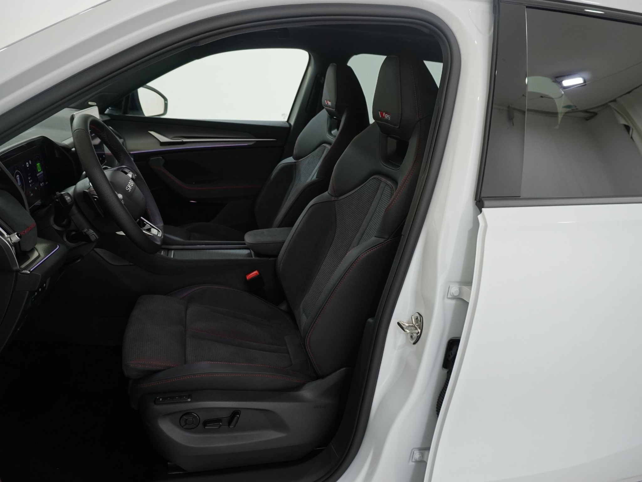 listing desktop thumbnail image 13