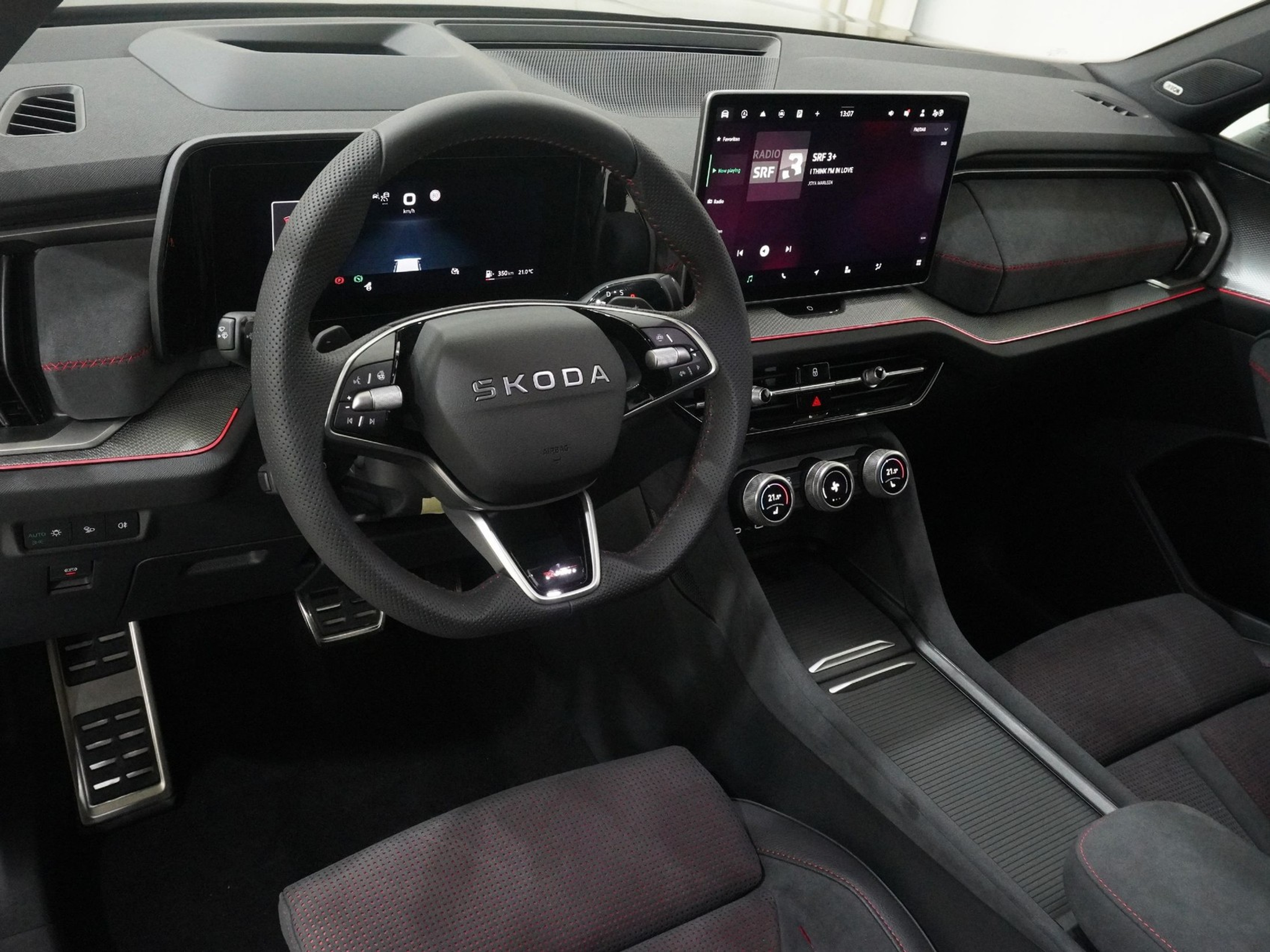 listing desktop thumbnail image 11