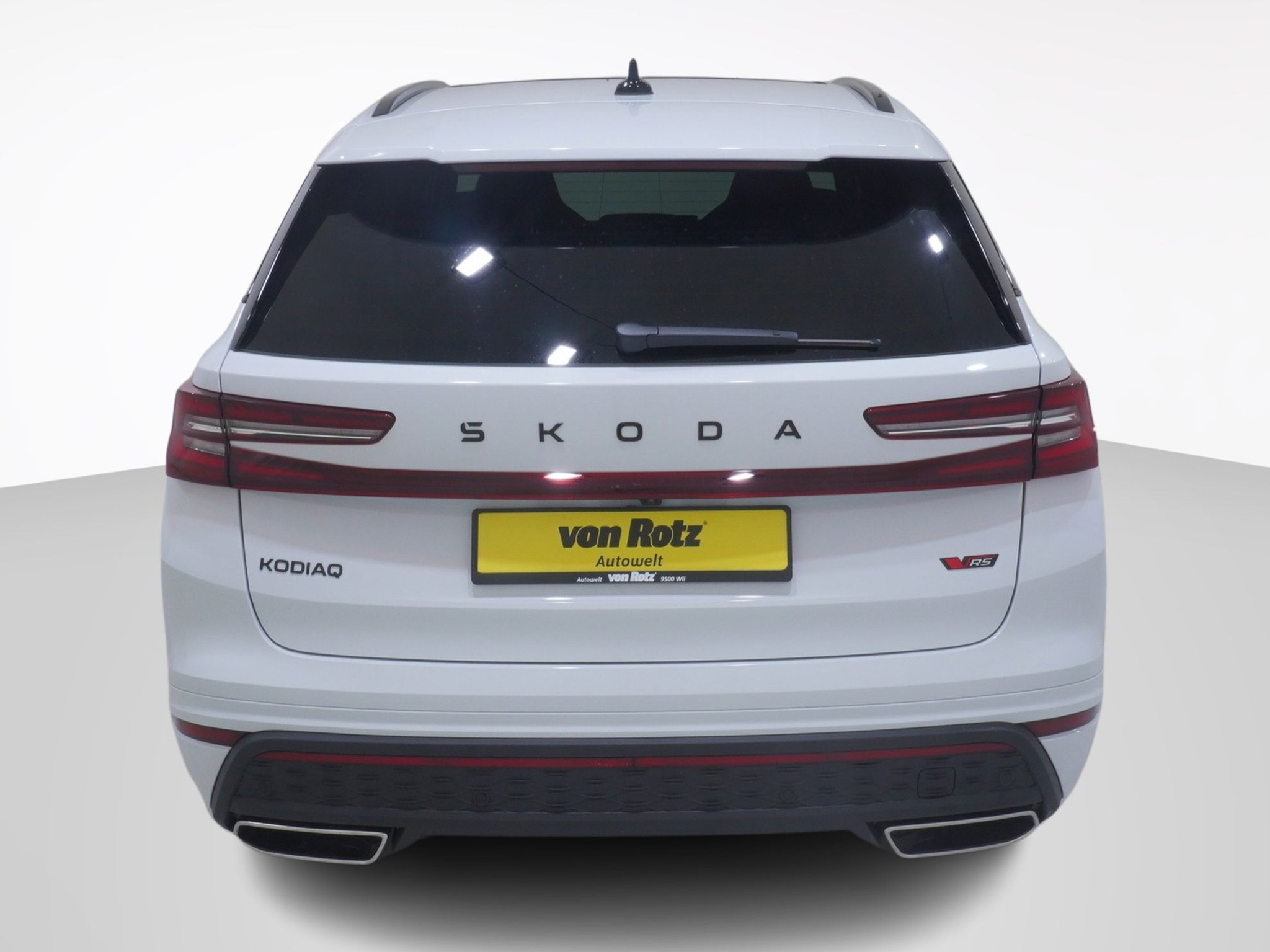 listing desktop thumbnail image 3