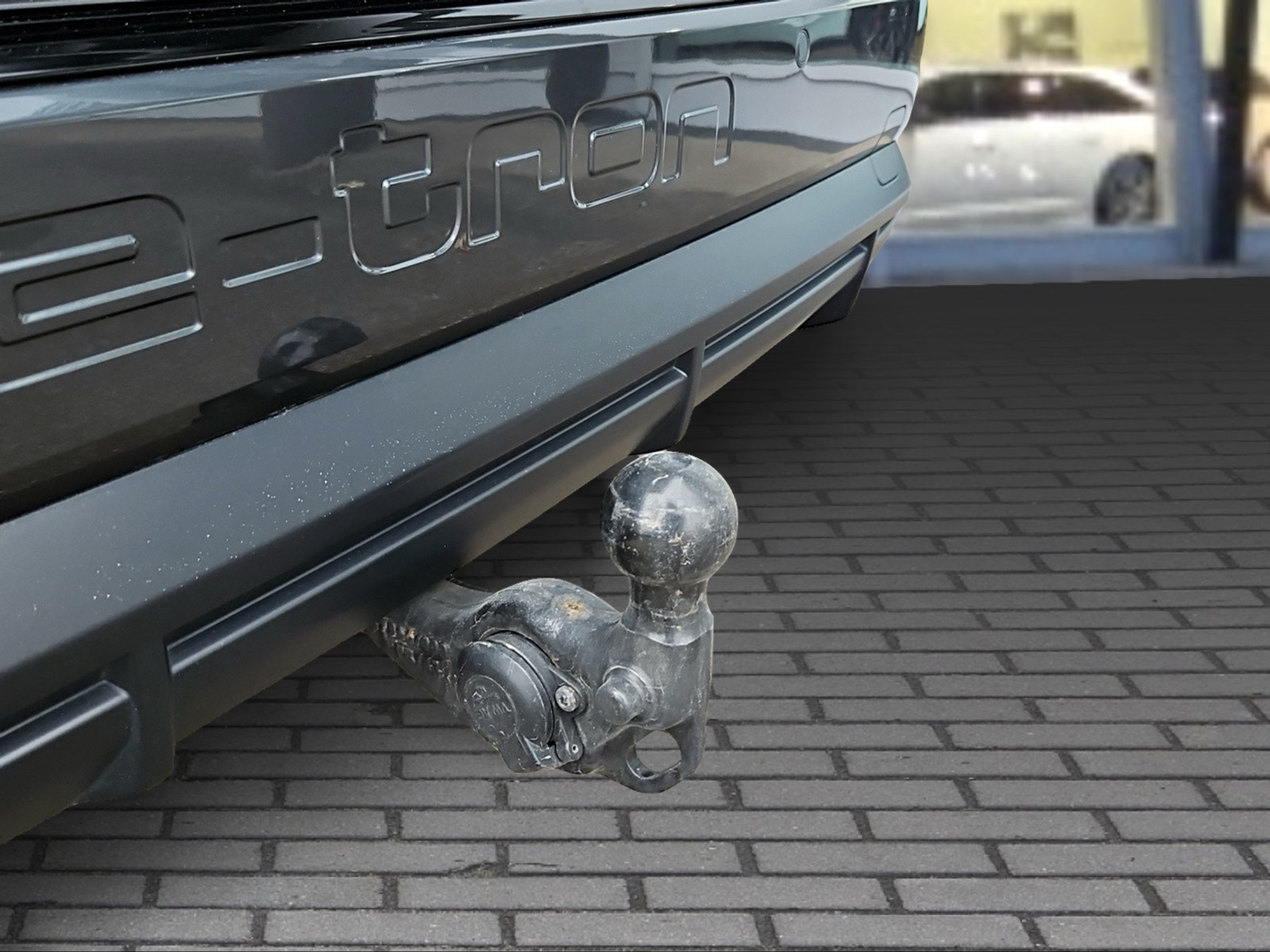 listing desktop thumbnail image 14